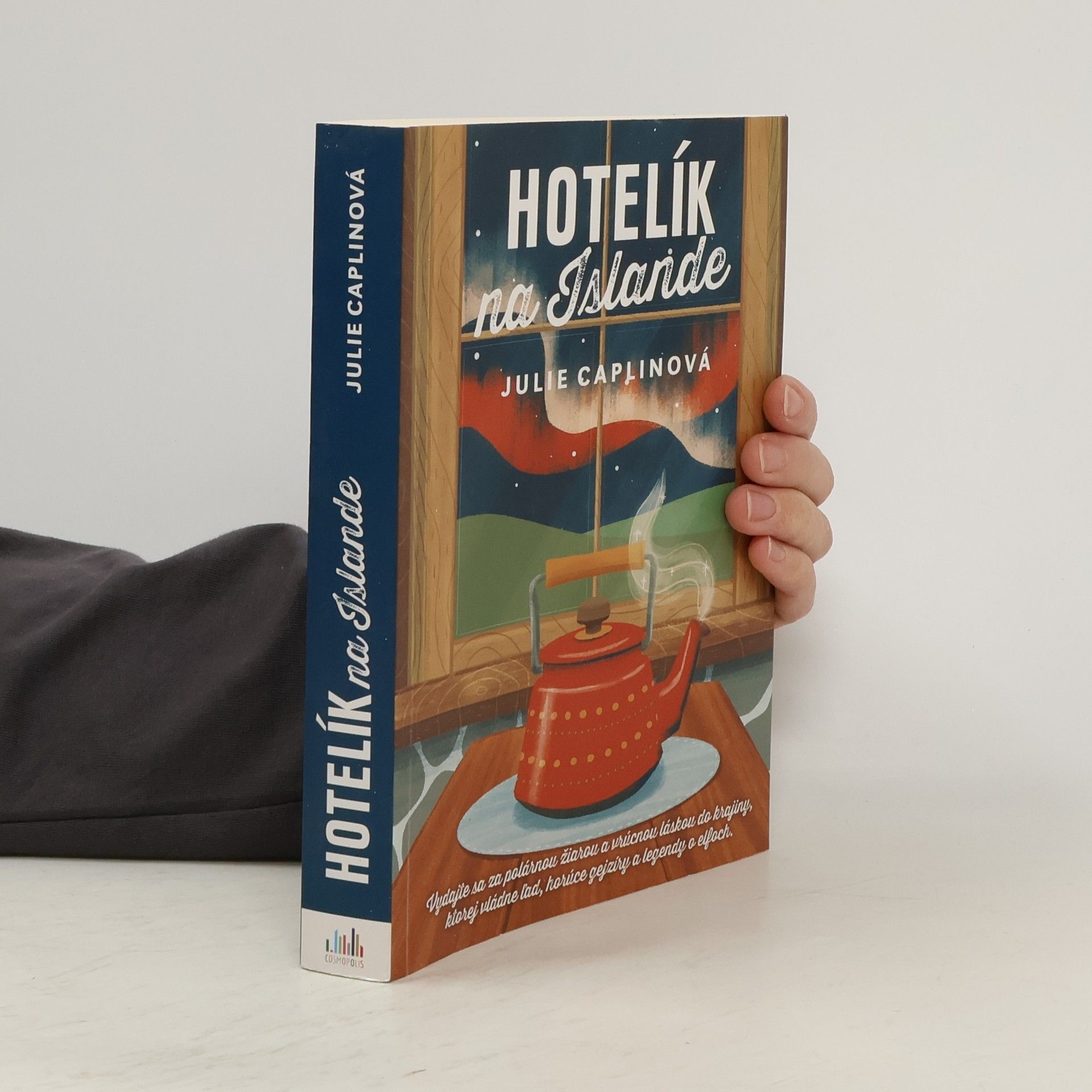 Julie Caplin Hotelík na Islande