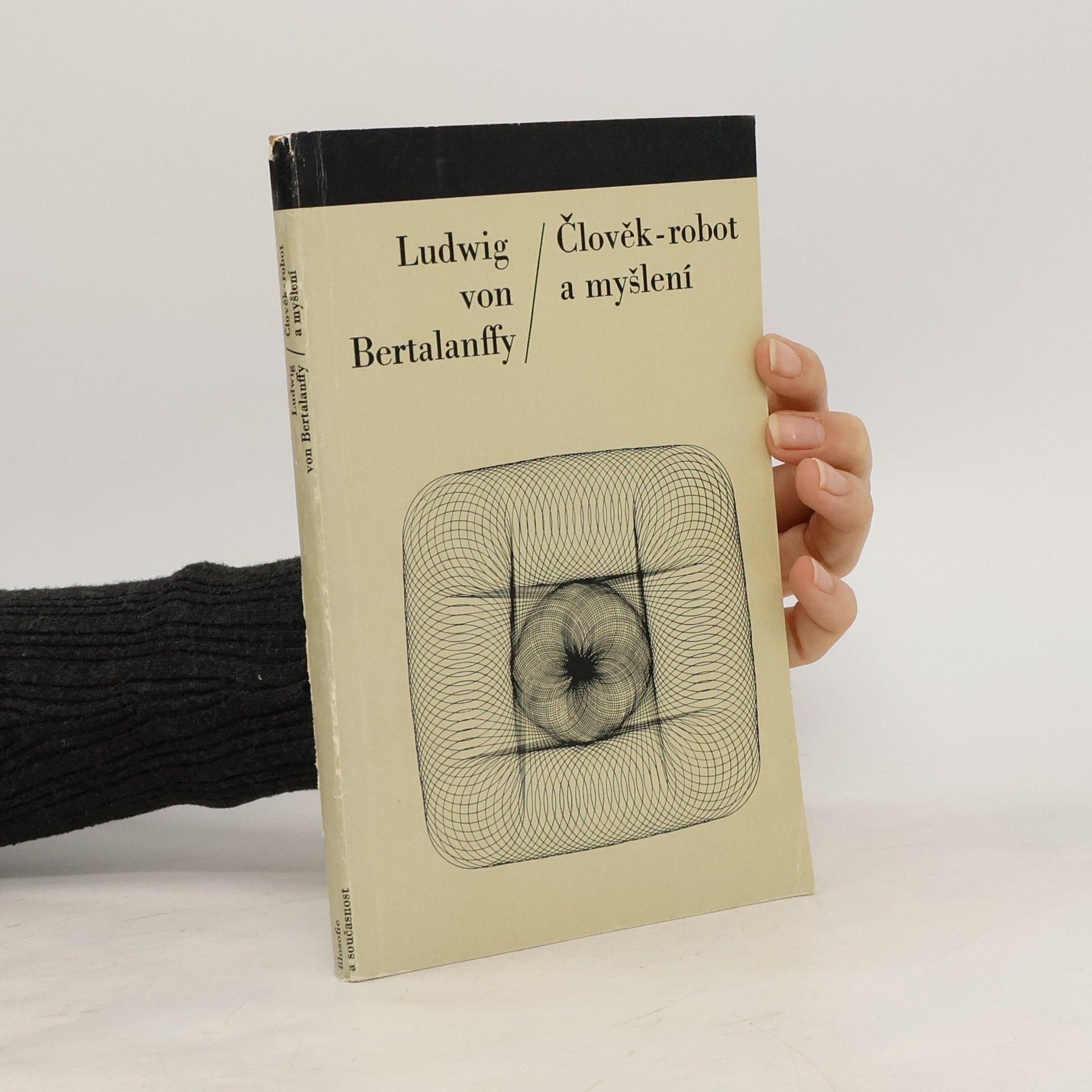 Člověk - robot a myšlení