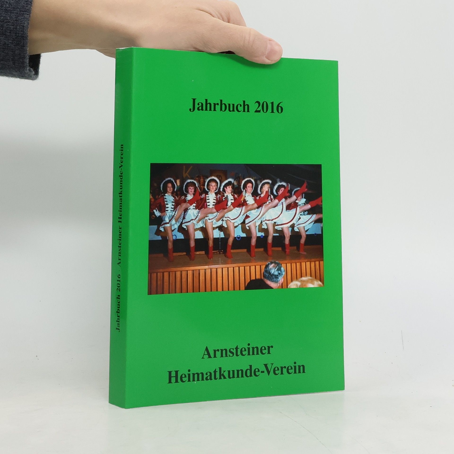 Kolektív autorov Jahrbuch 2016