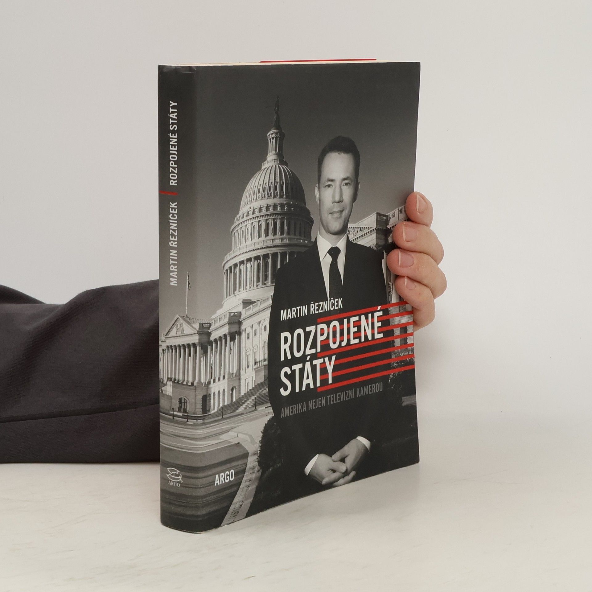 Martin Řezníček Rozpojené státy: Amerika nejen televizní kamerou