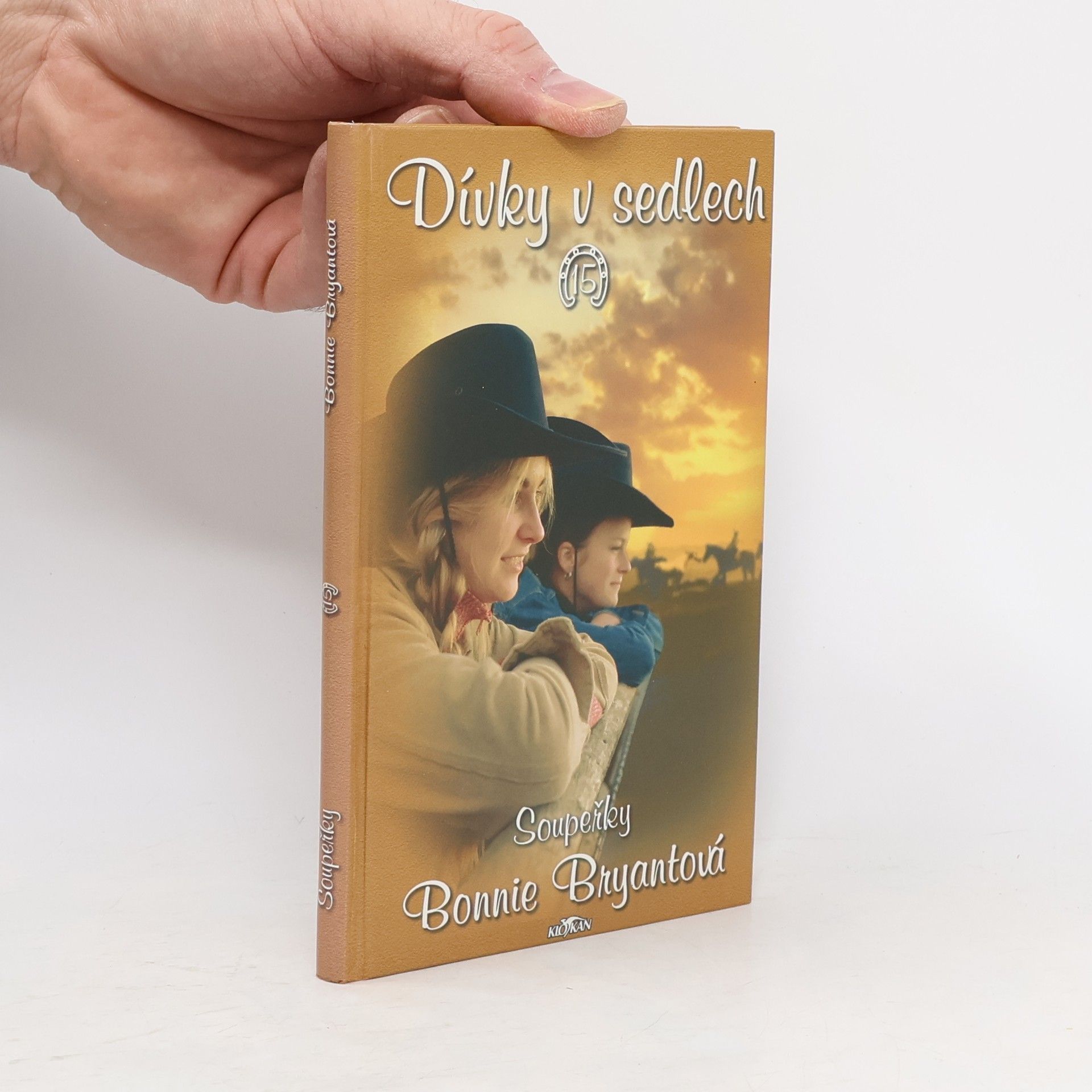 B. B. Hiller Dívky v sedlech. 15, Soupeřky