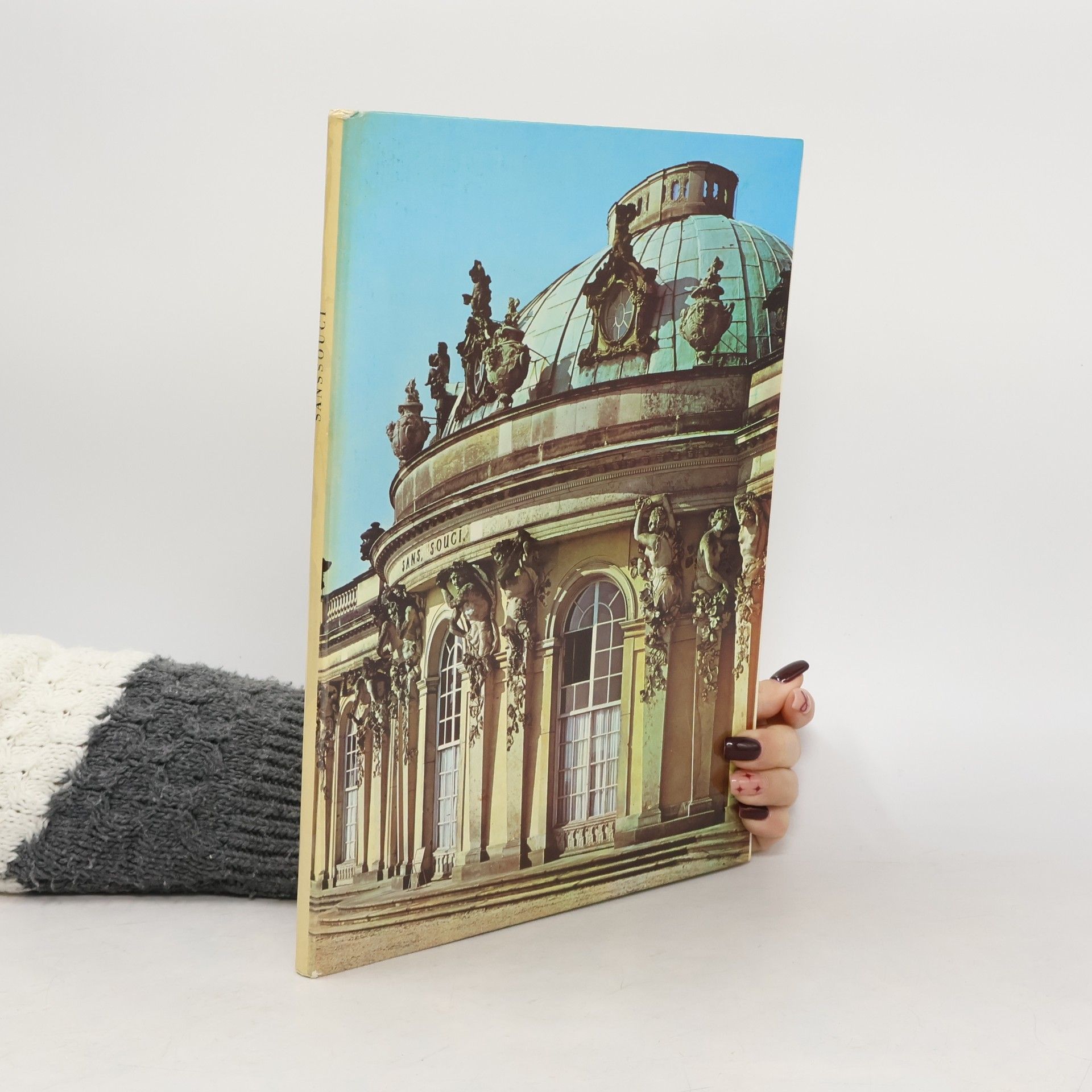 Hans-Joachim Giersberg Sanssouci. Schloesser, Gaerten, Kunstwerke