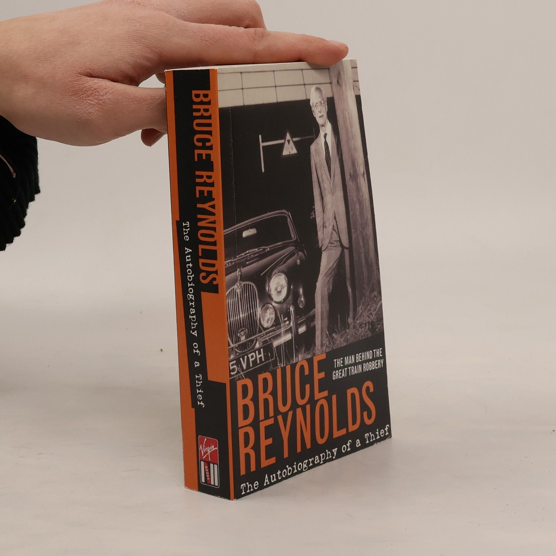Kev Reynolds The Autobiography of a Thief