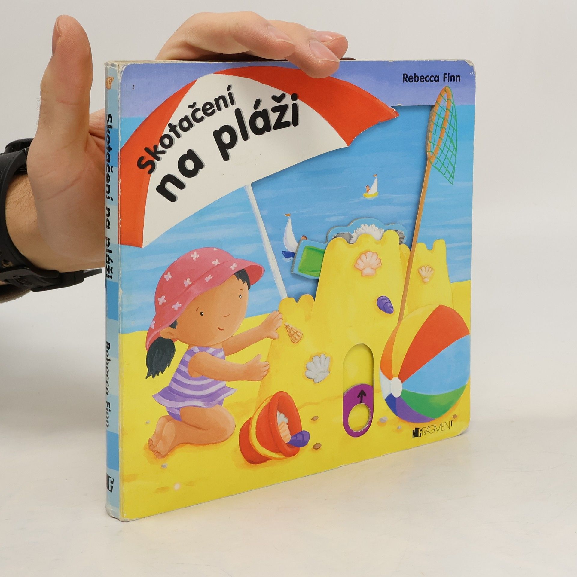 Rebecca Finn Skotačení na pláži