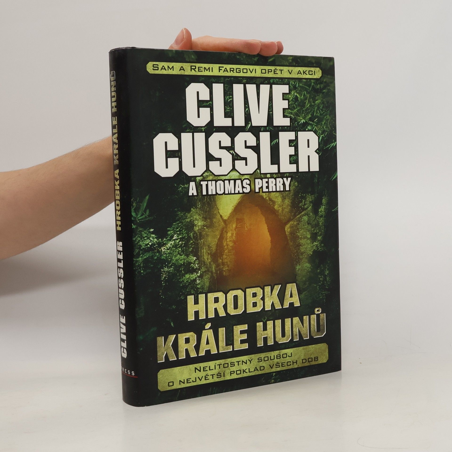 Clive Cussler Hrobka krále Hunů