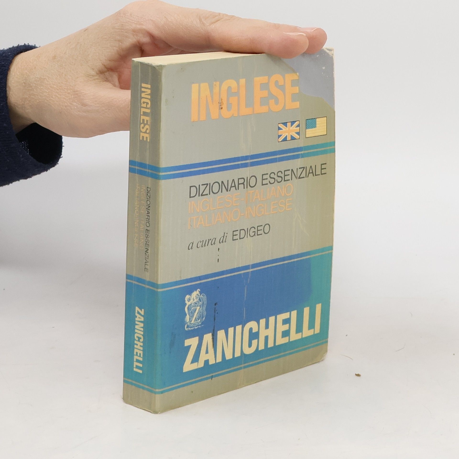 Kolektiv autorů Dizionario essenziale inglese-italiano, italiano-inglese