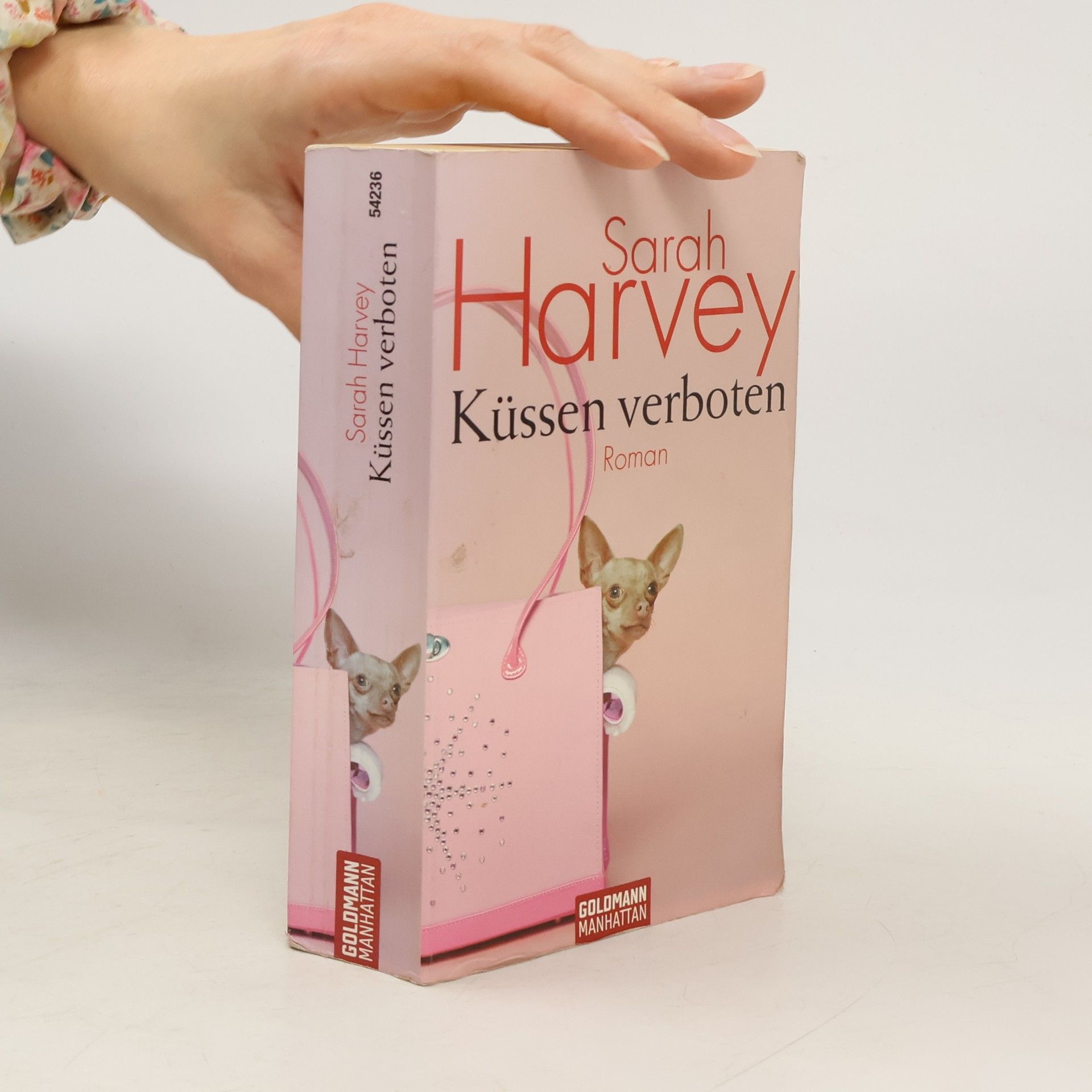 Sarah Harvey Küssen verboten