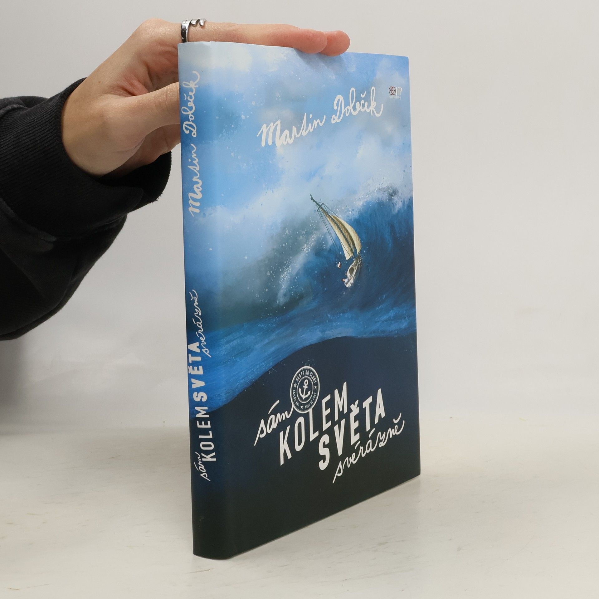 Martin Doleček Sám kolem světa svérázně