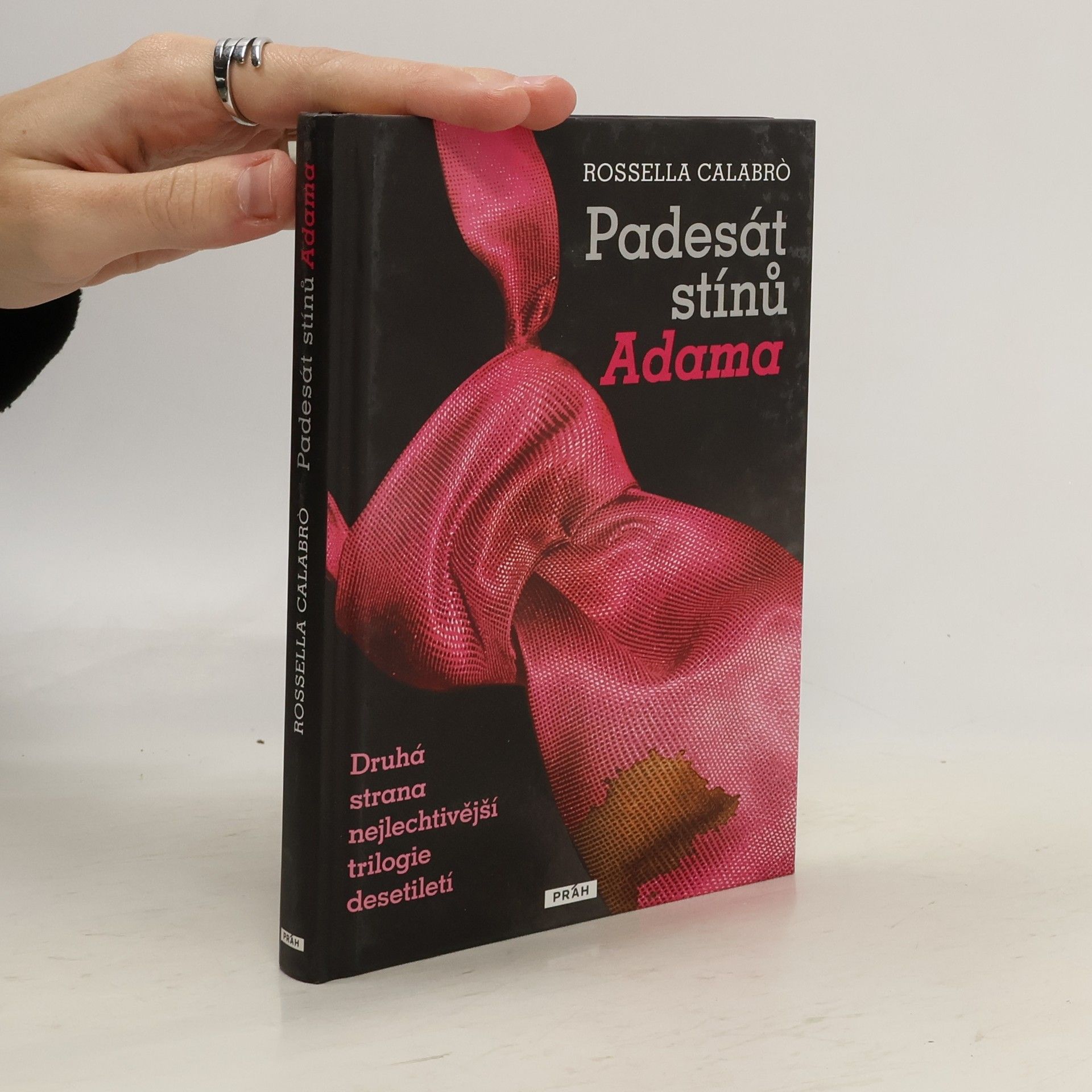 Padesát stínů Adama