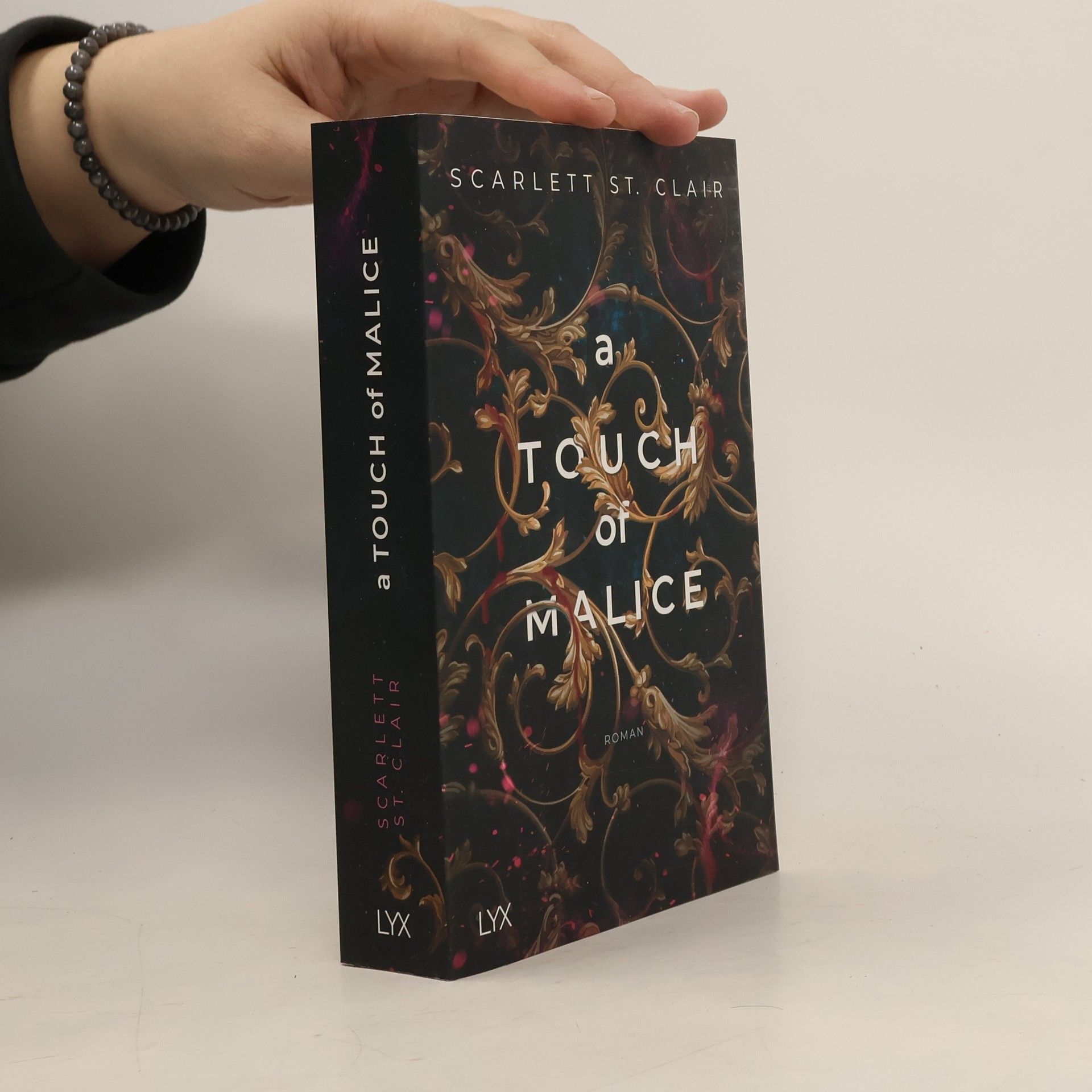 Scarlett St. Clair A touch of malice