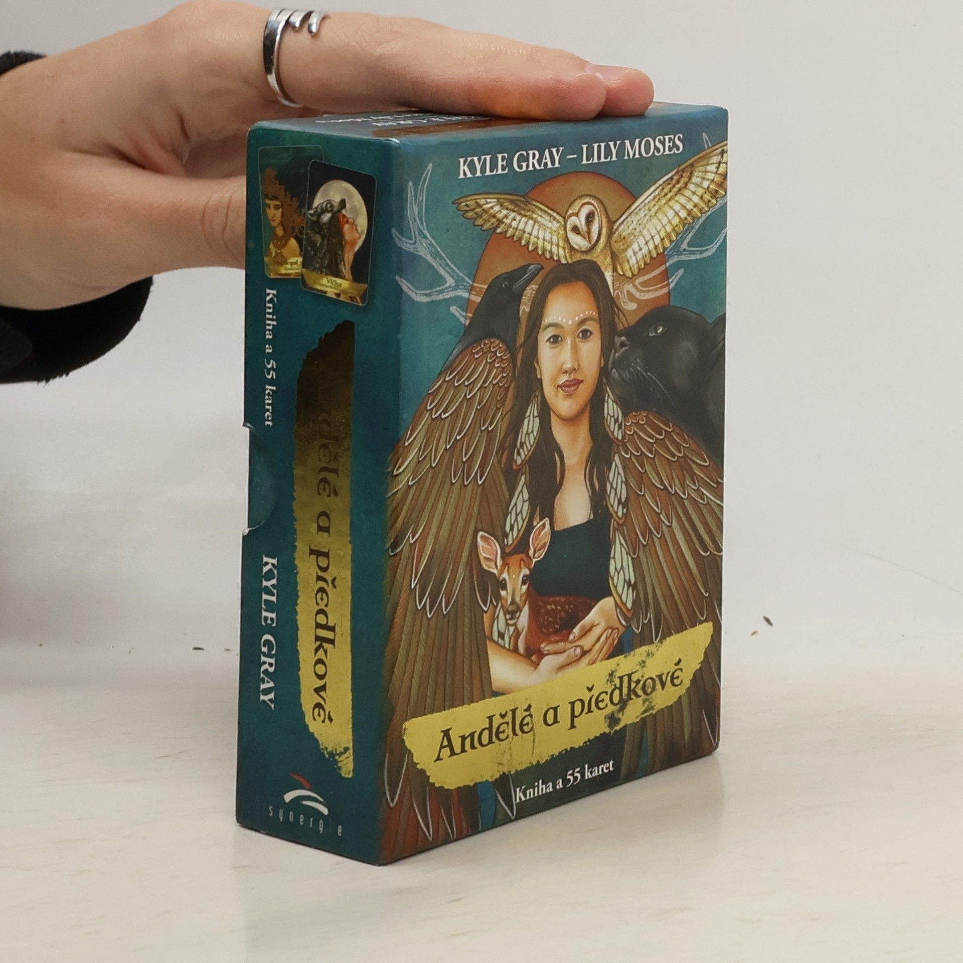 Kyle Gray Andělé a předkové