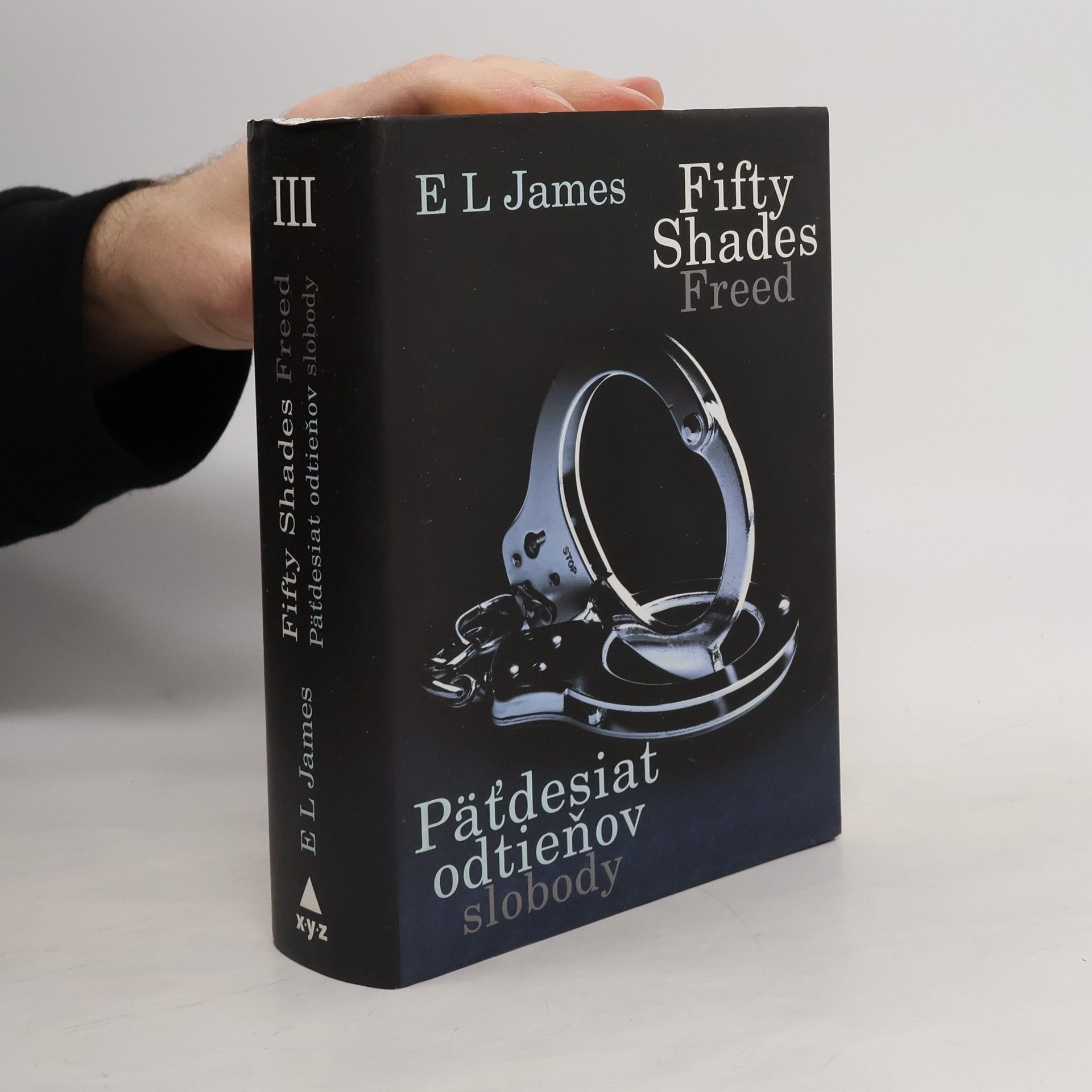 E L James Päťdesiat odtieňov slobody