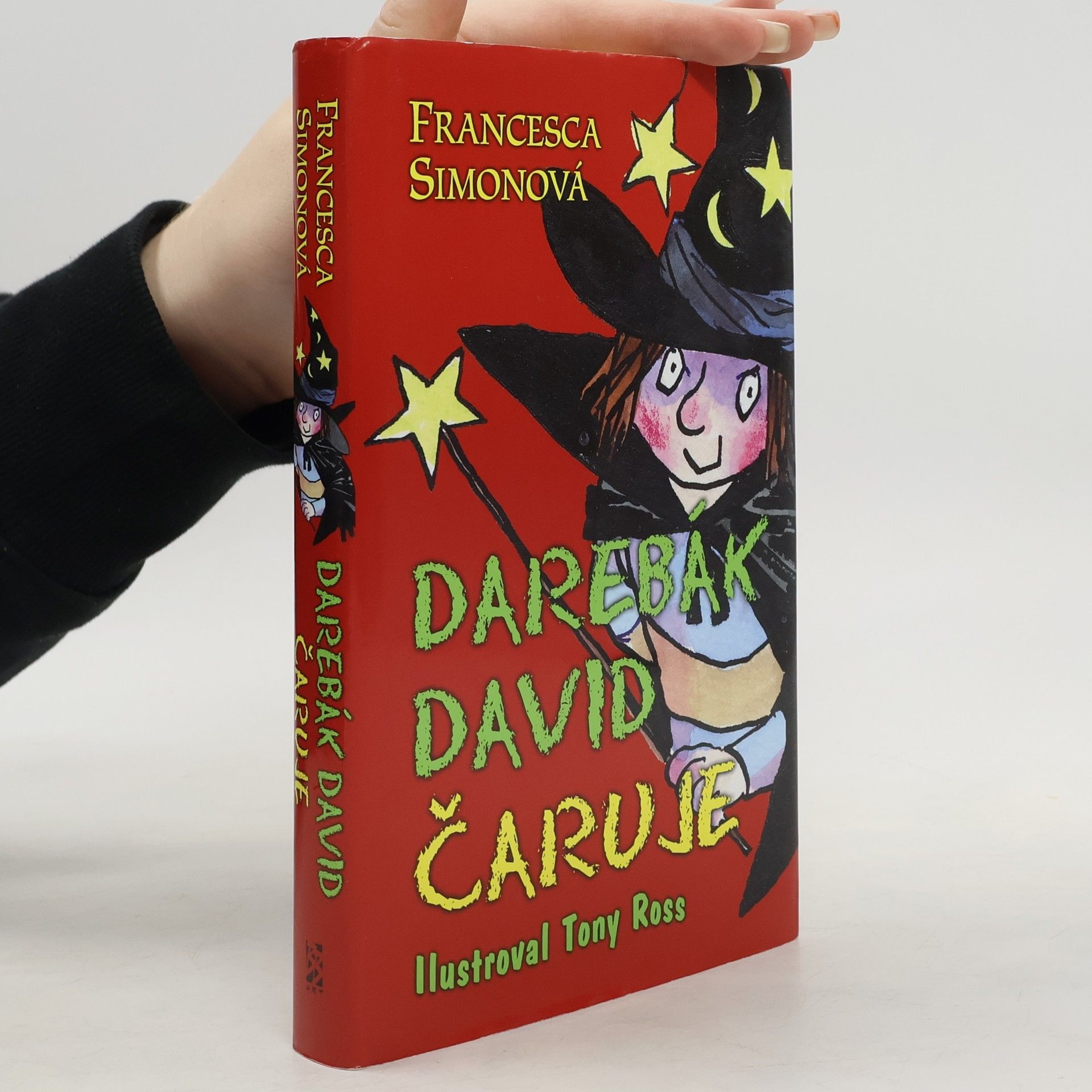 Darebák David čaruje