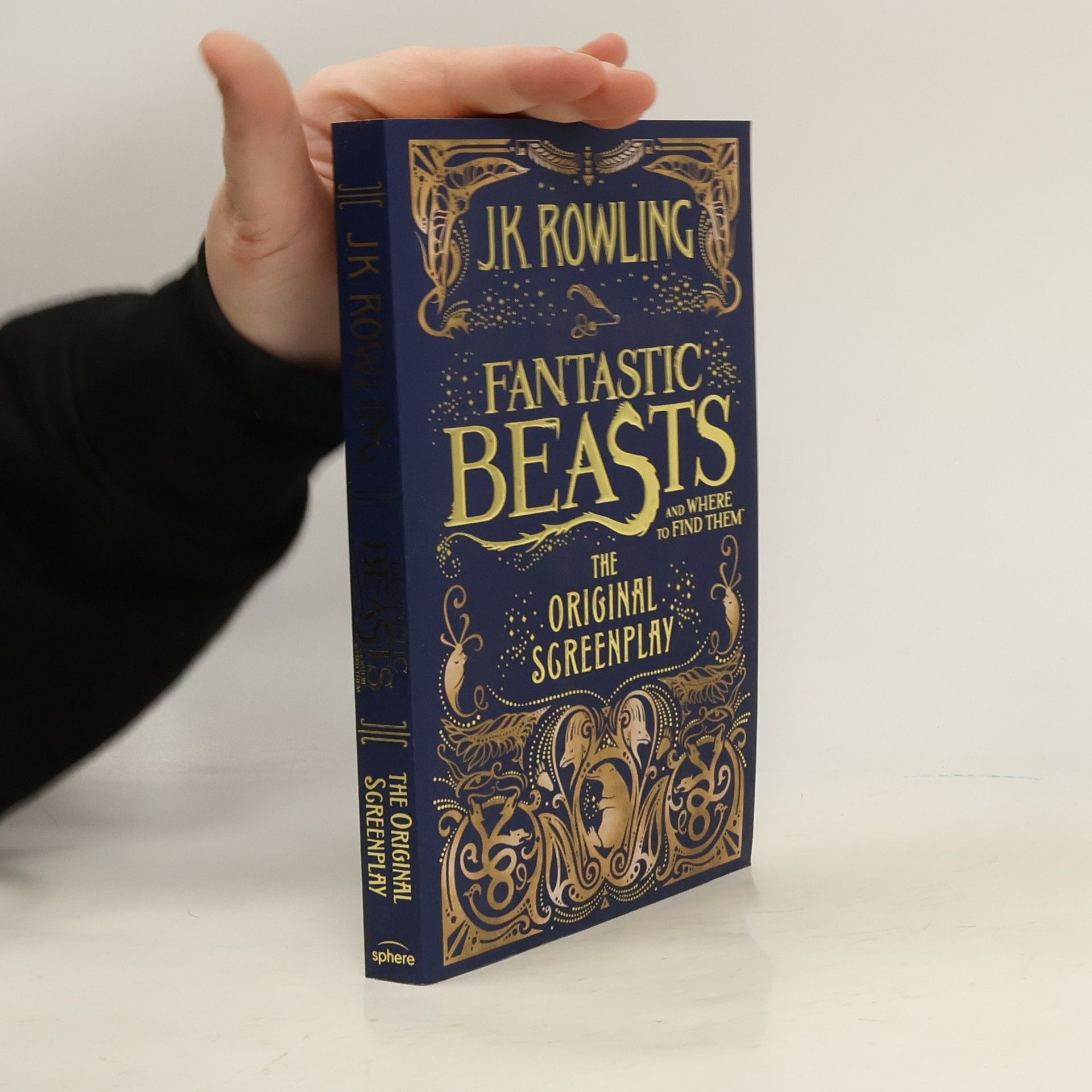 Fantastic beasts and where to find them : the original screenplay