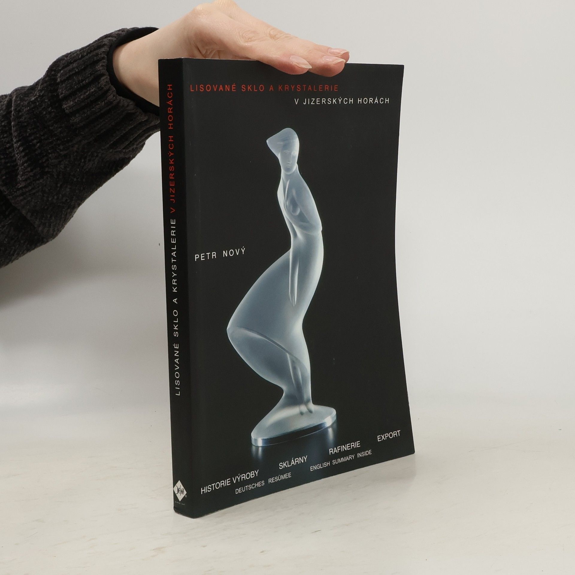 Lisované sklo a krystalerie v Jizerských horách