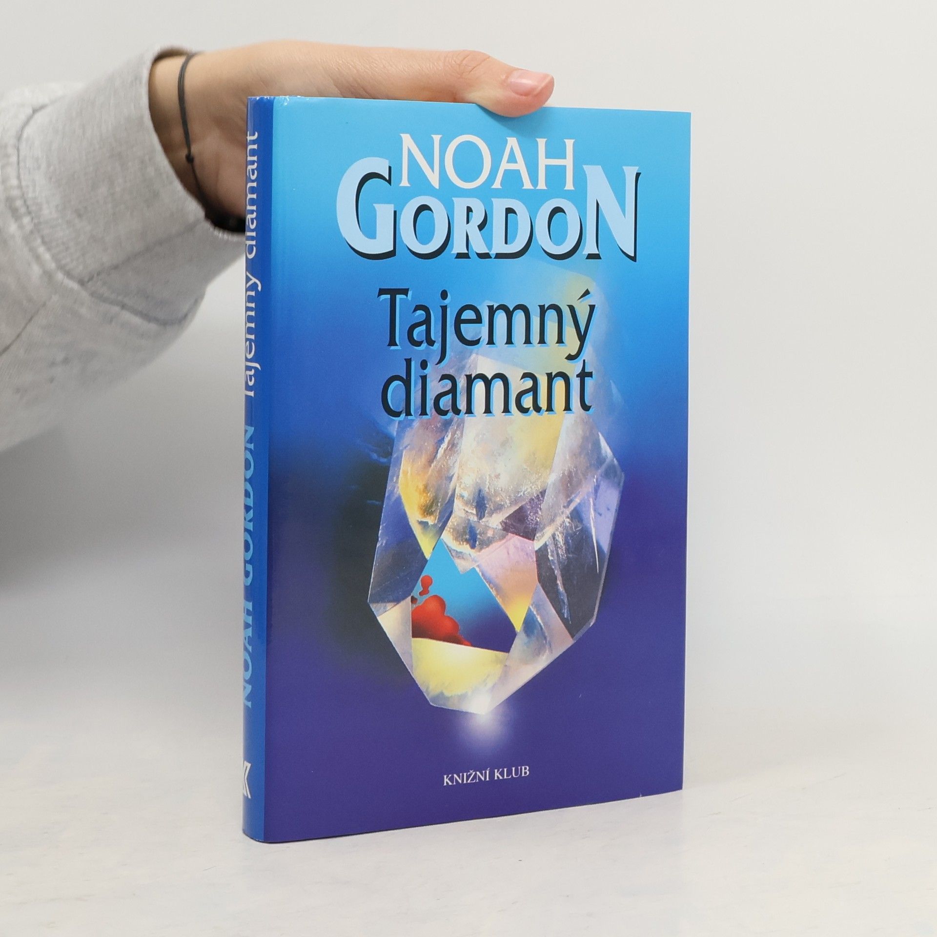 Noah Gordon Tajemný diamant