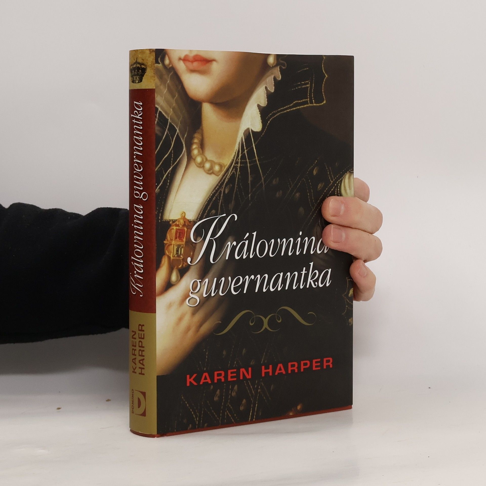Karen Karen S. Harper Královnina guvernantka