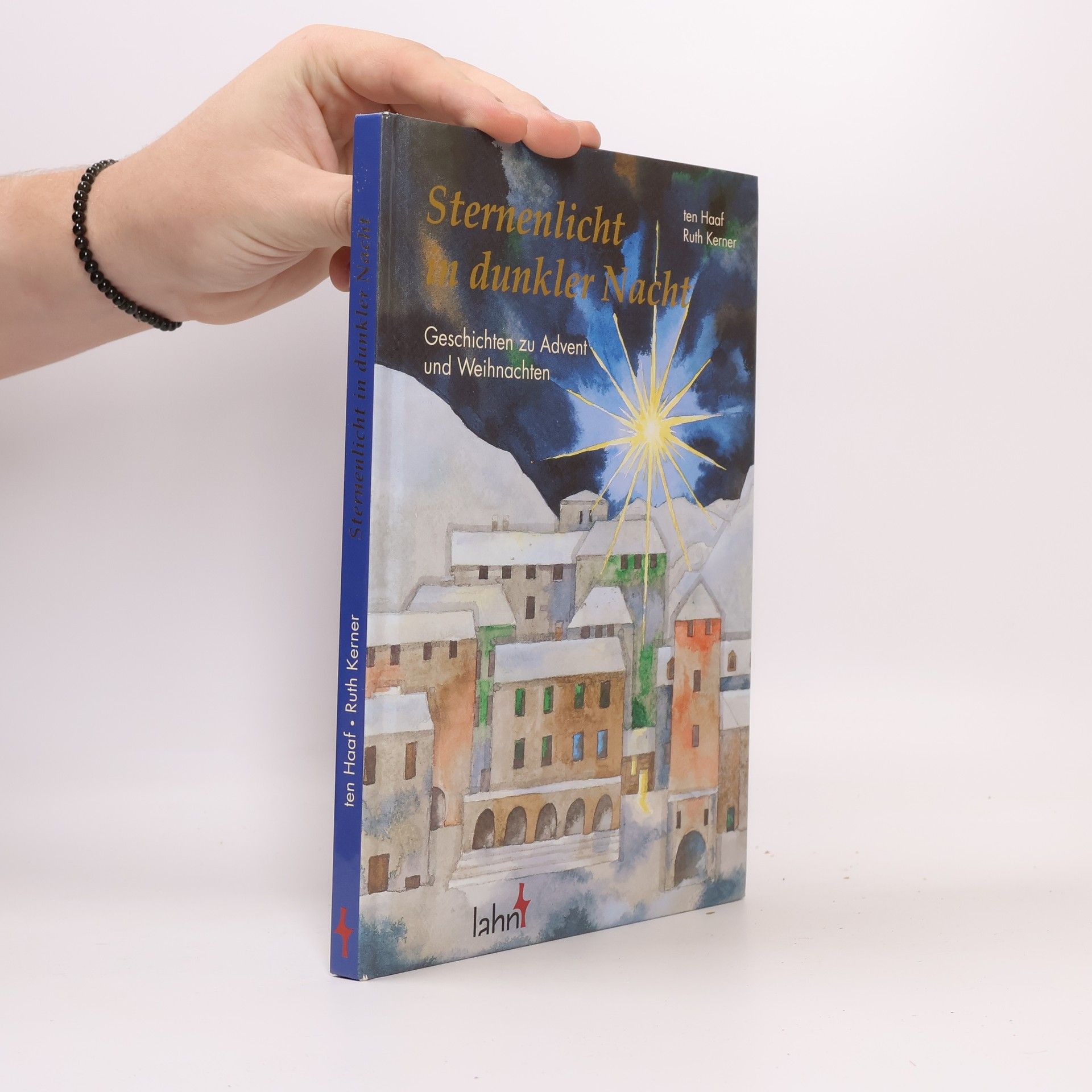 Sternenlicht in dunkler Nacht