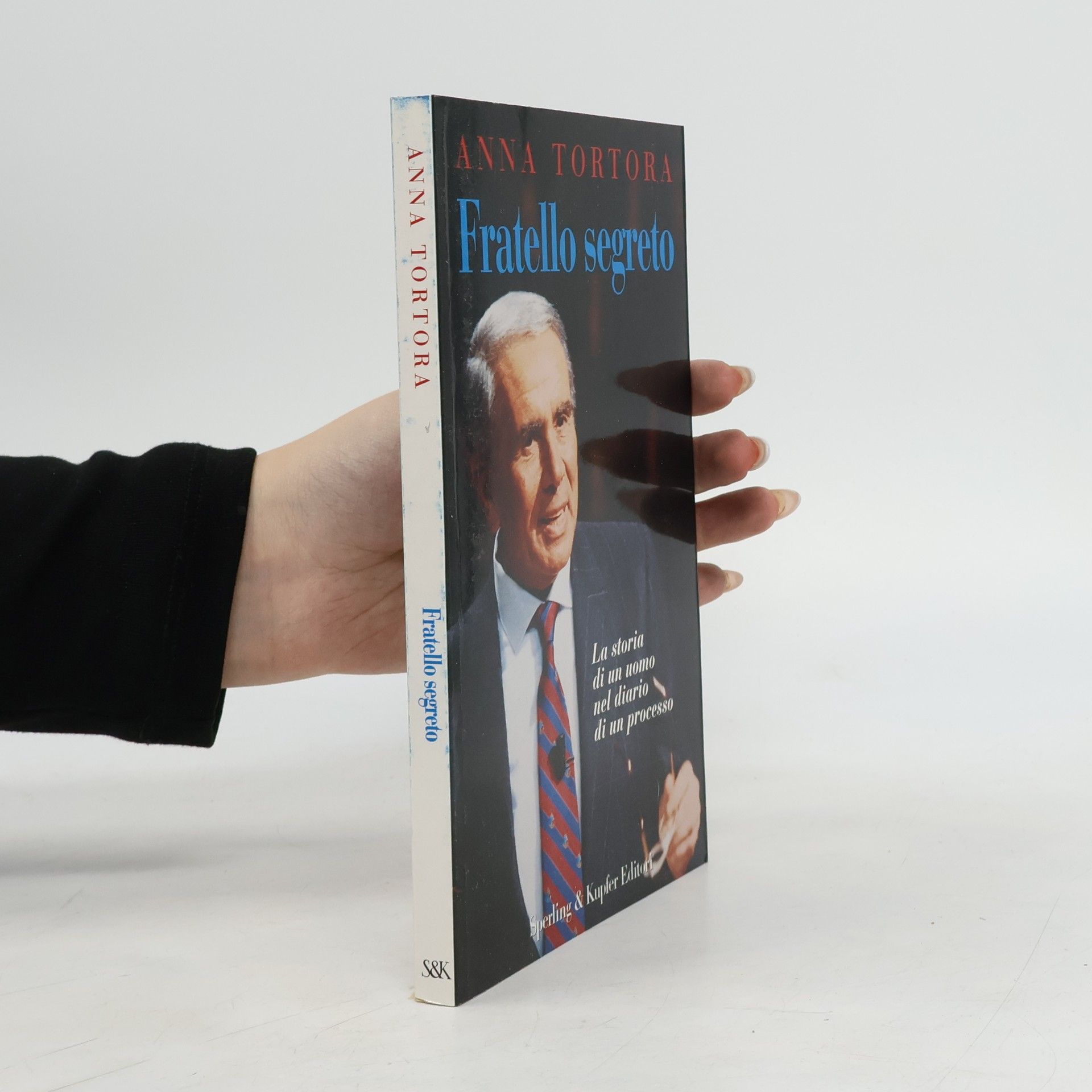 Anna Tortora Fratello segreto