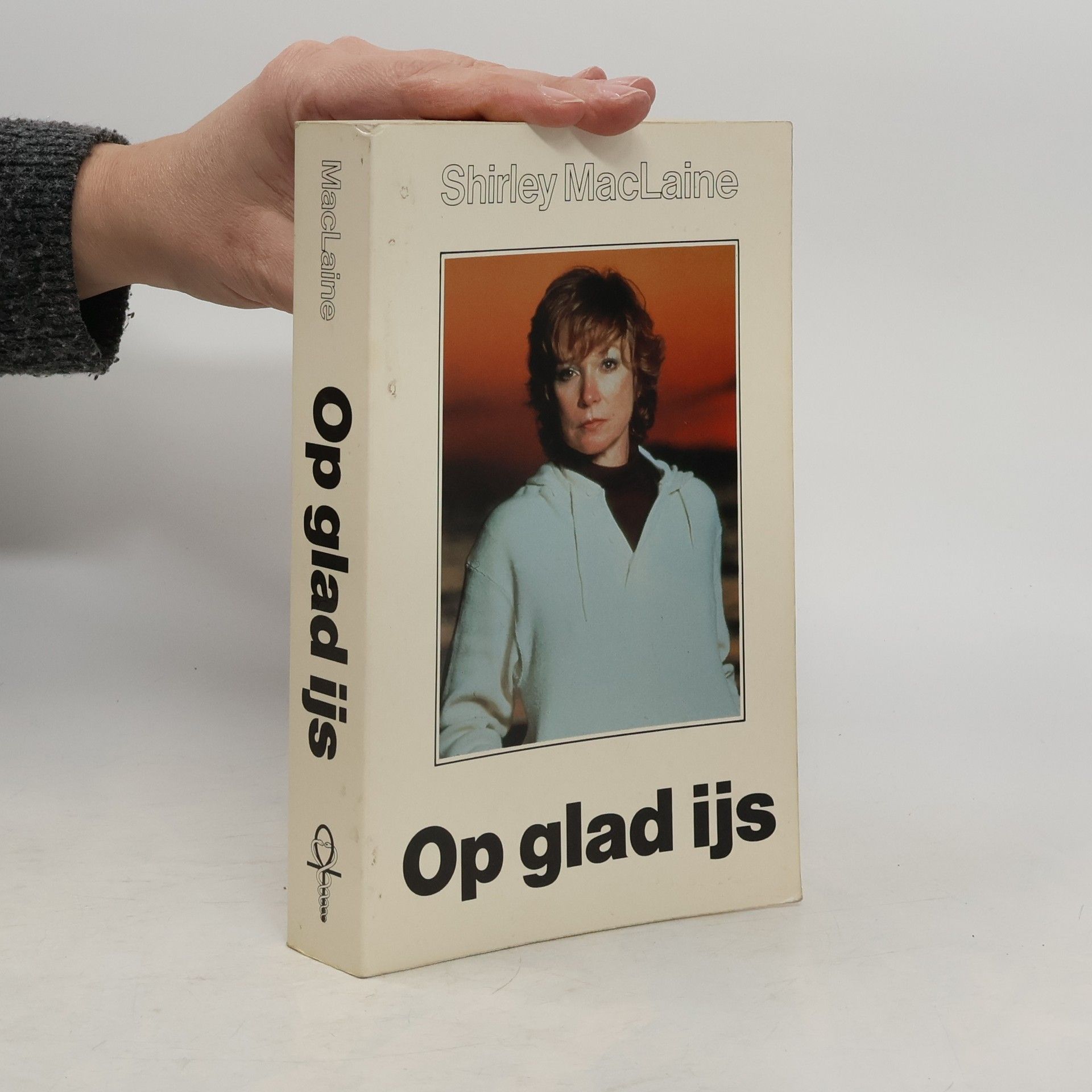 Shirley MacLaine Op glad ijs
