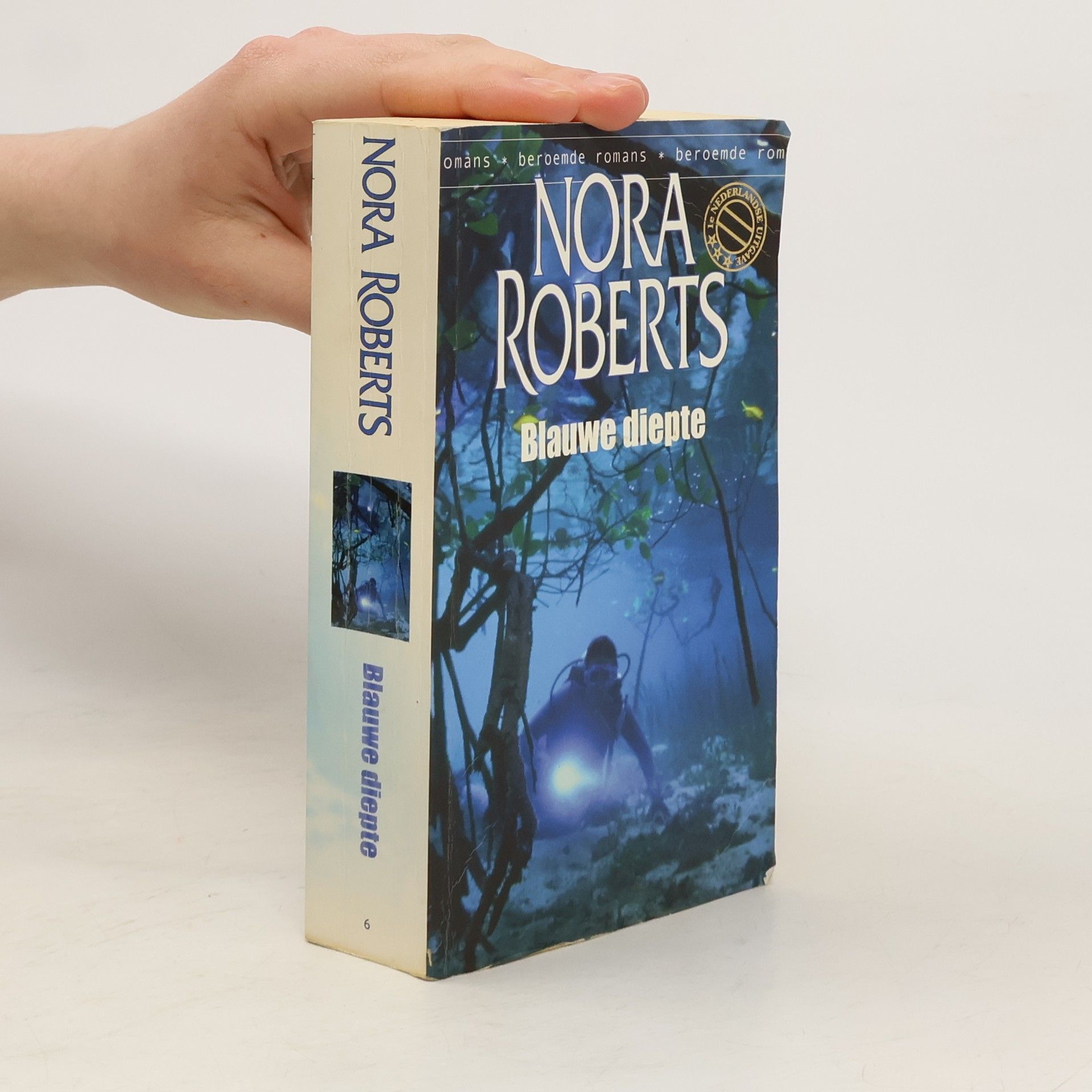 Nora Roberts Blauwe diepte - 1e Nederlandse uitgave