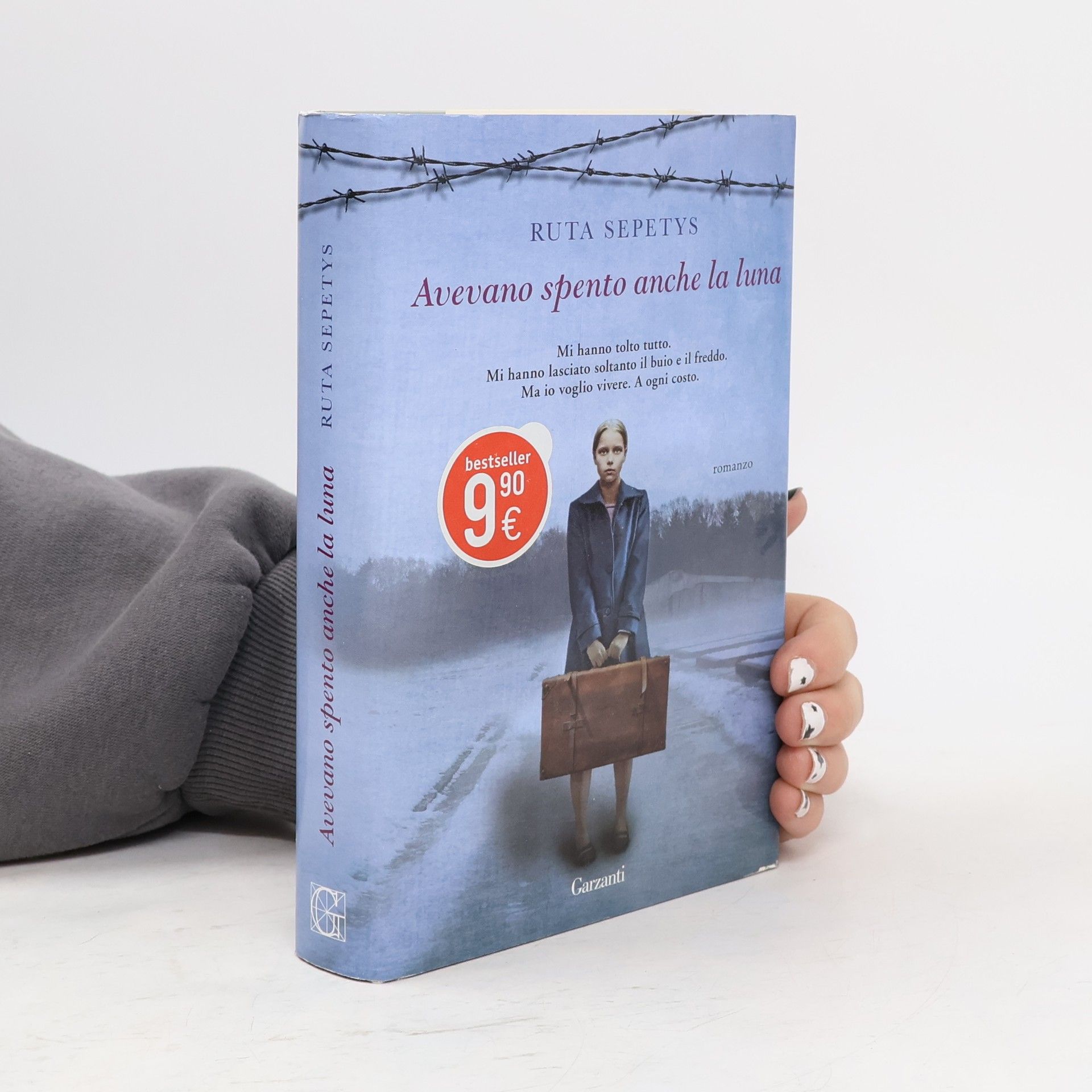 Ruta Sepetys Avevano spento anche la luna
