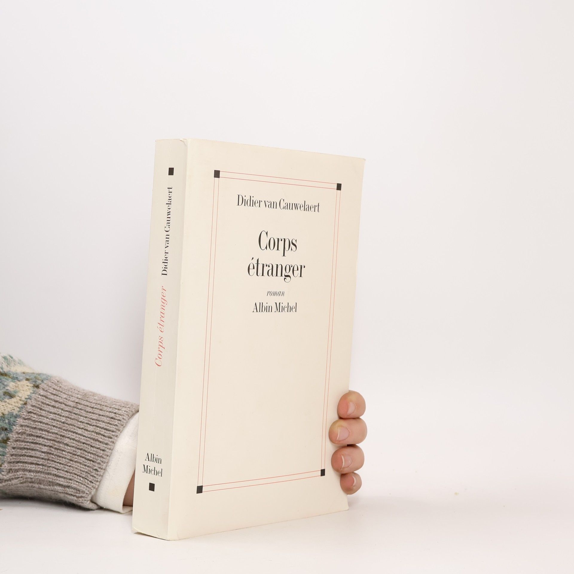 Didier van Cauwelaert Corps étranger