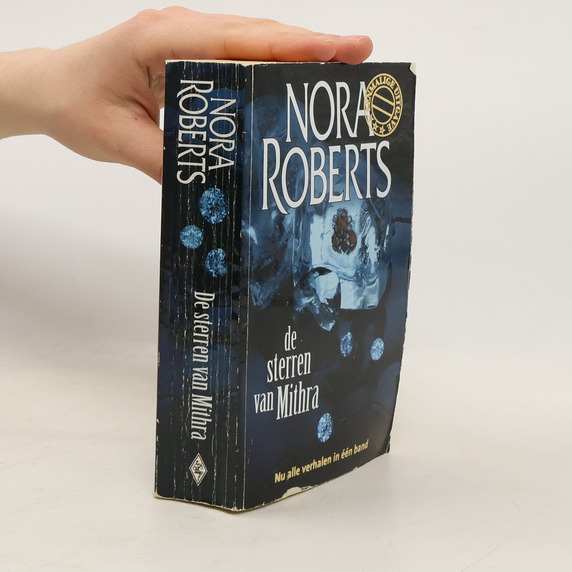 Nora Roberts De sterren van Mithra