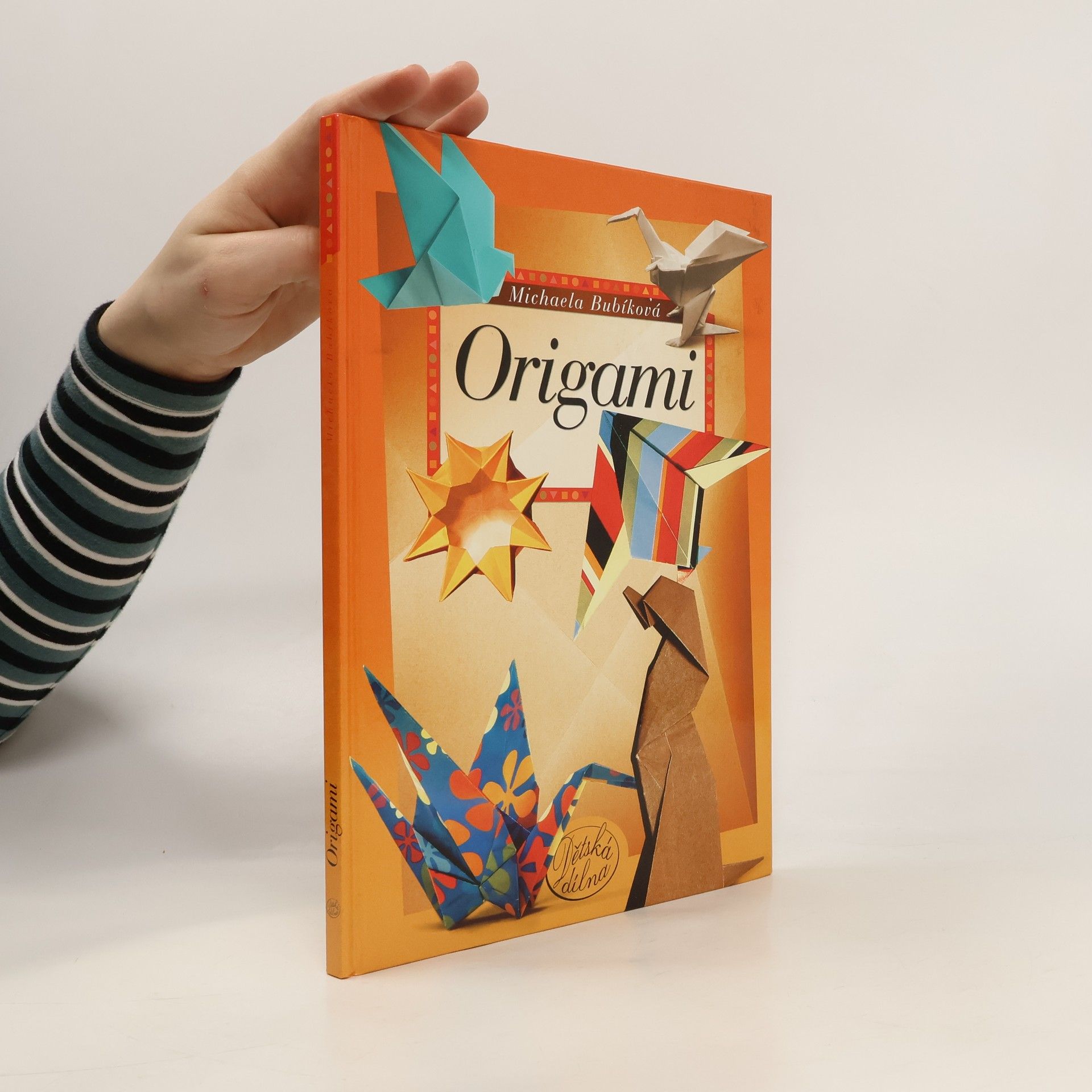 Míša Bubíková Origami