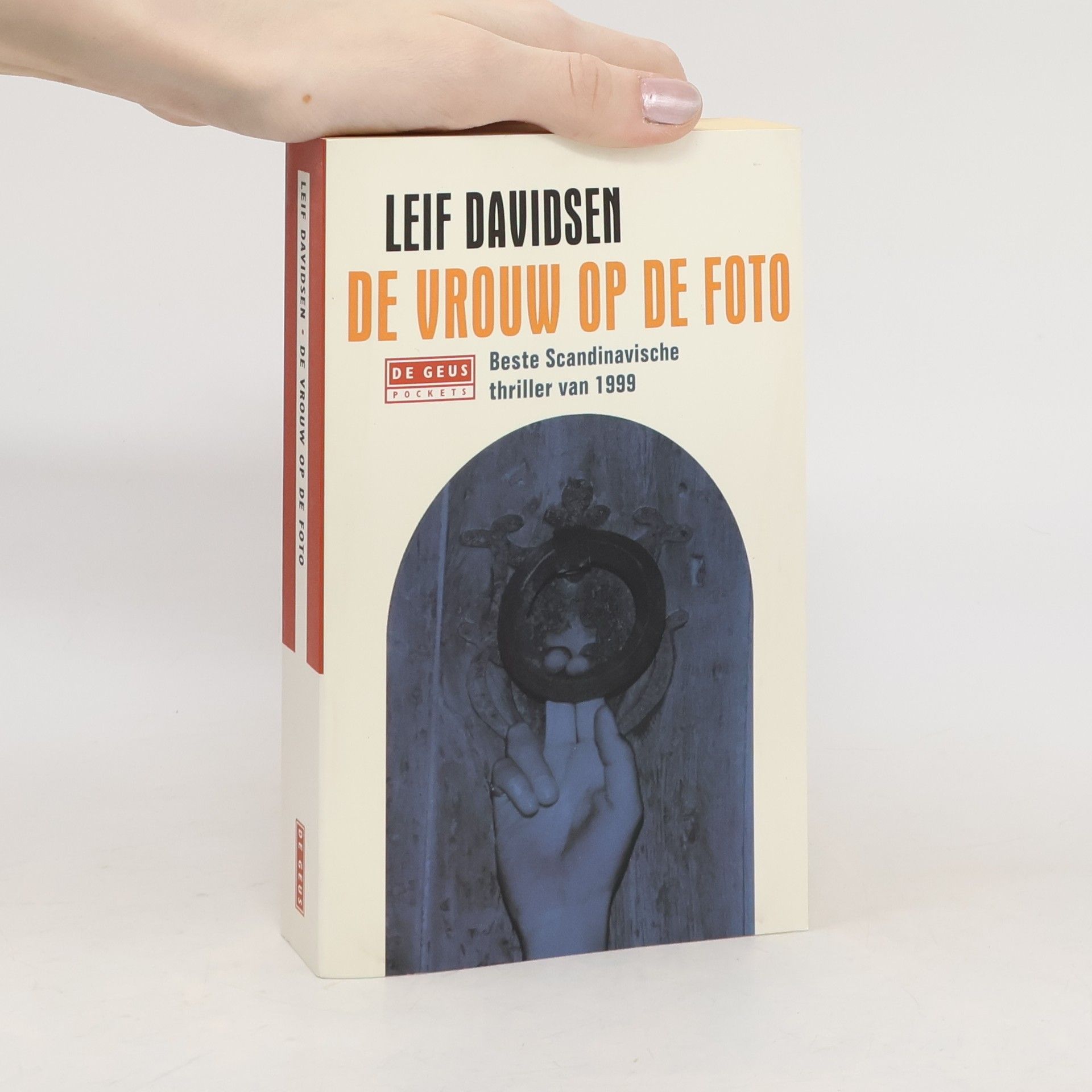 Leif Davidsen De vrouw op de foto