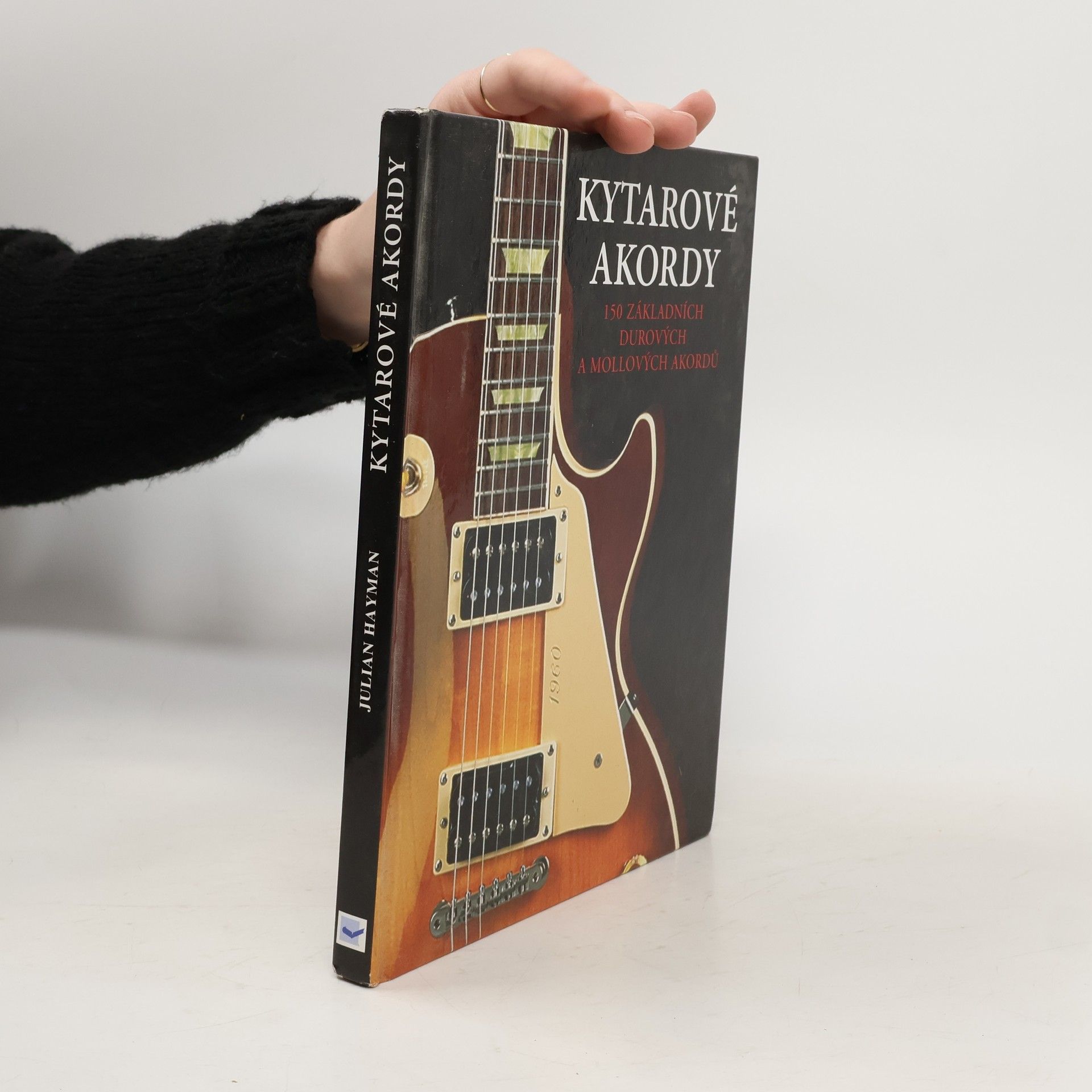 Kytarové akordy : 150 základních durových a mollových akordů