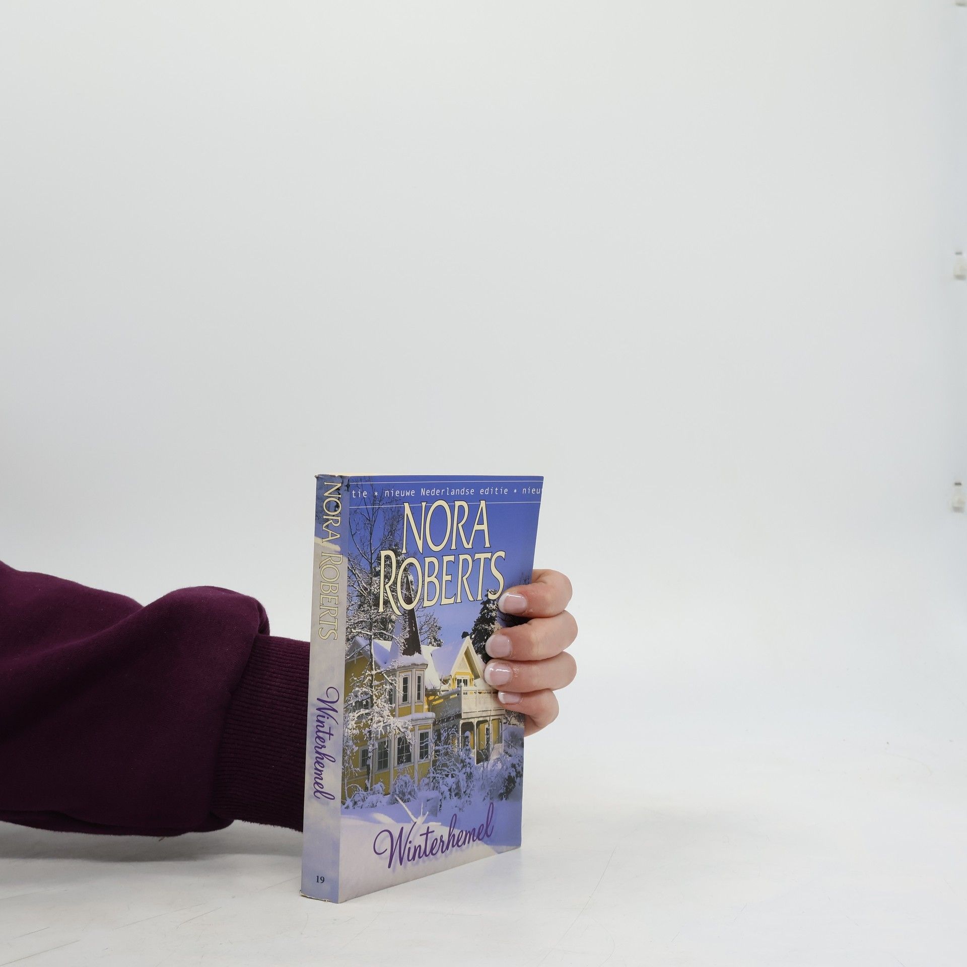 Nora Roberts Winterhemel - Nieuwe Nederlandse editie
