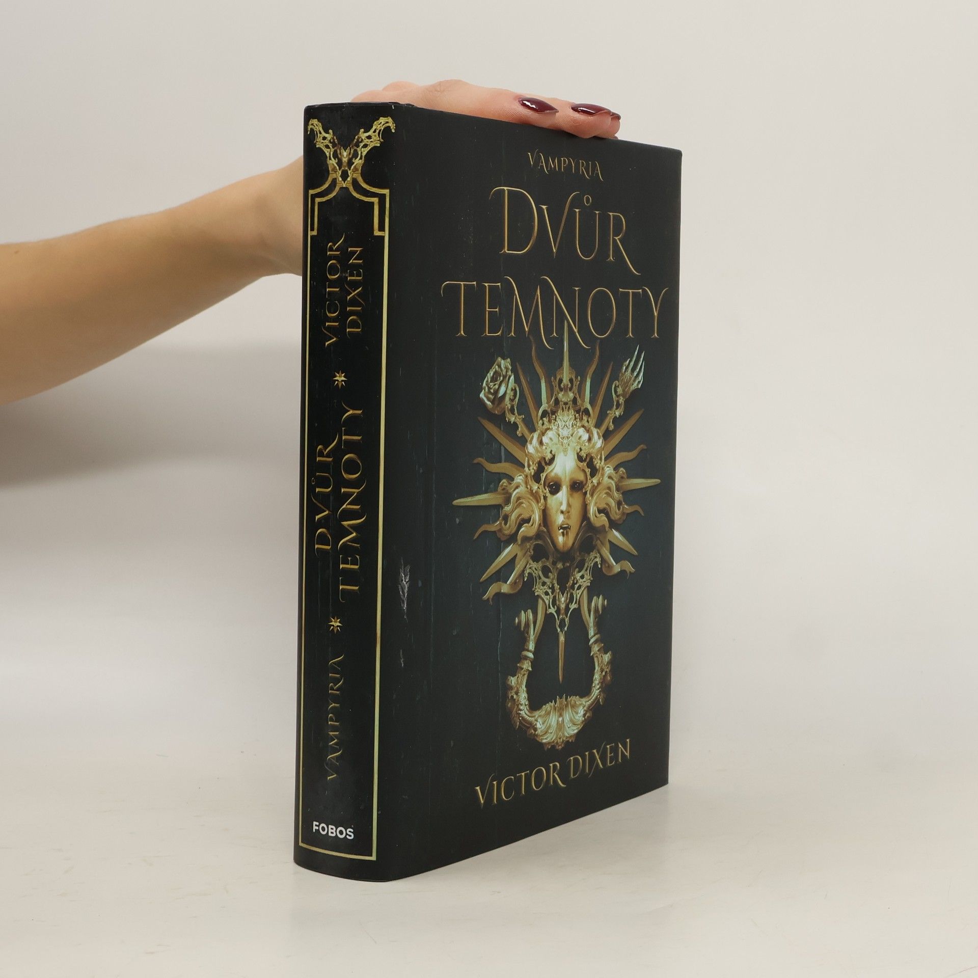 Victor Dixen Vampyria. Dvůr temnoty