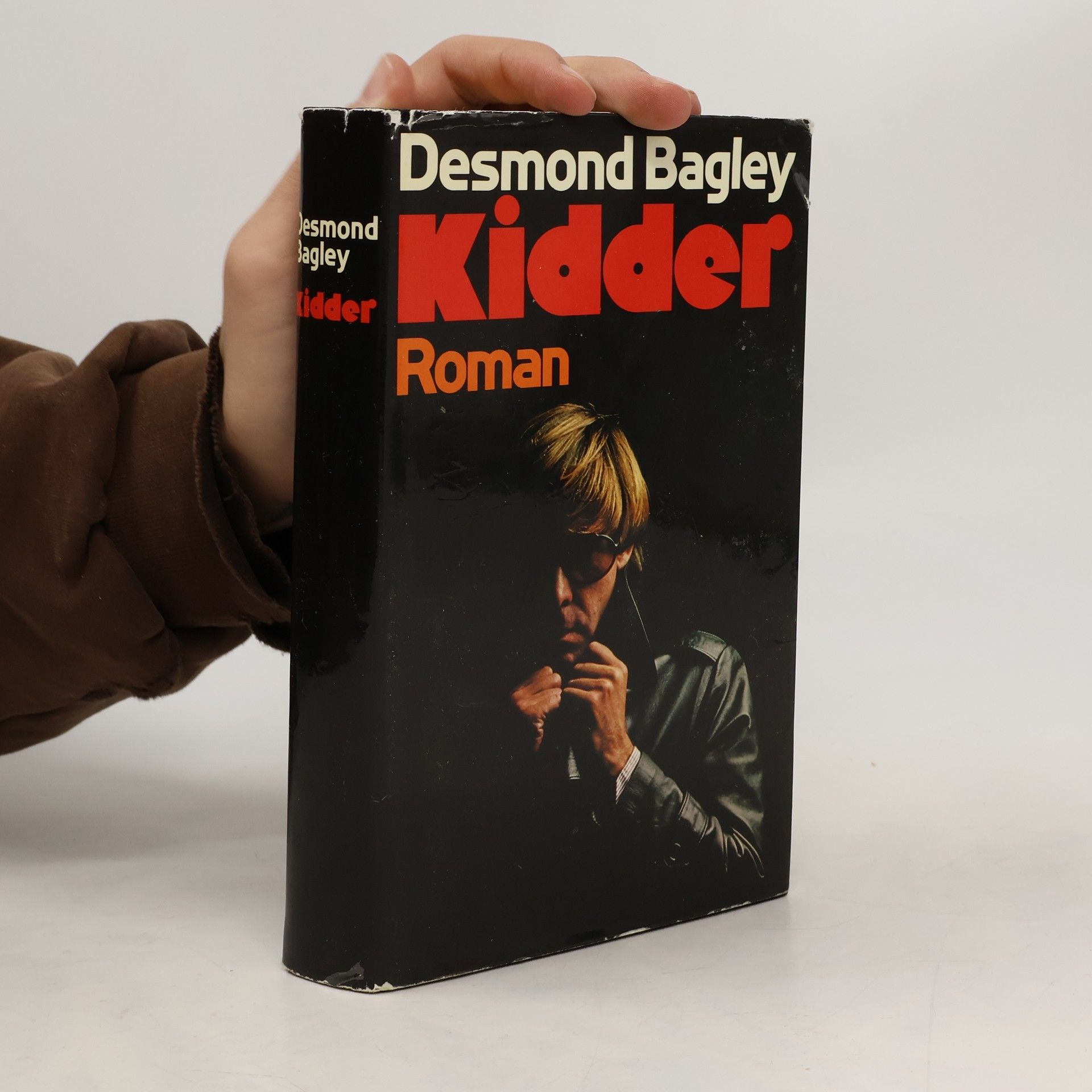 Desmond Bagley Kidder