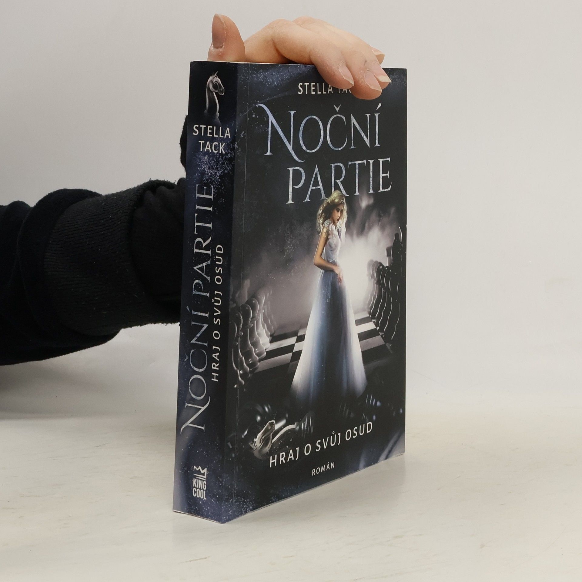 Stella Tack Noční partie: Hraj o svůj osud