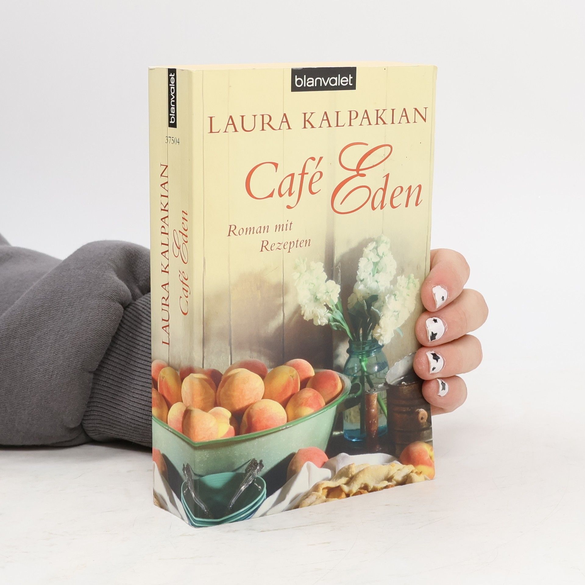 Laura Kalpakian Café Eden
