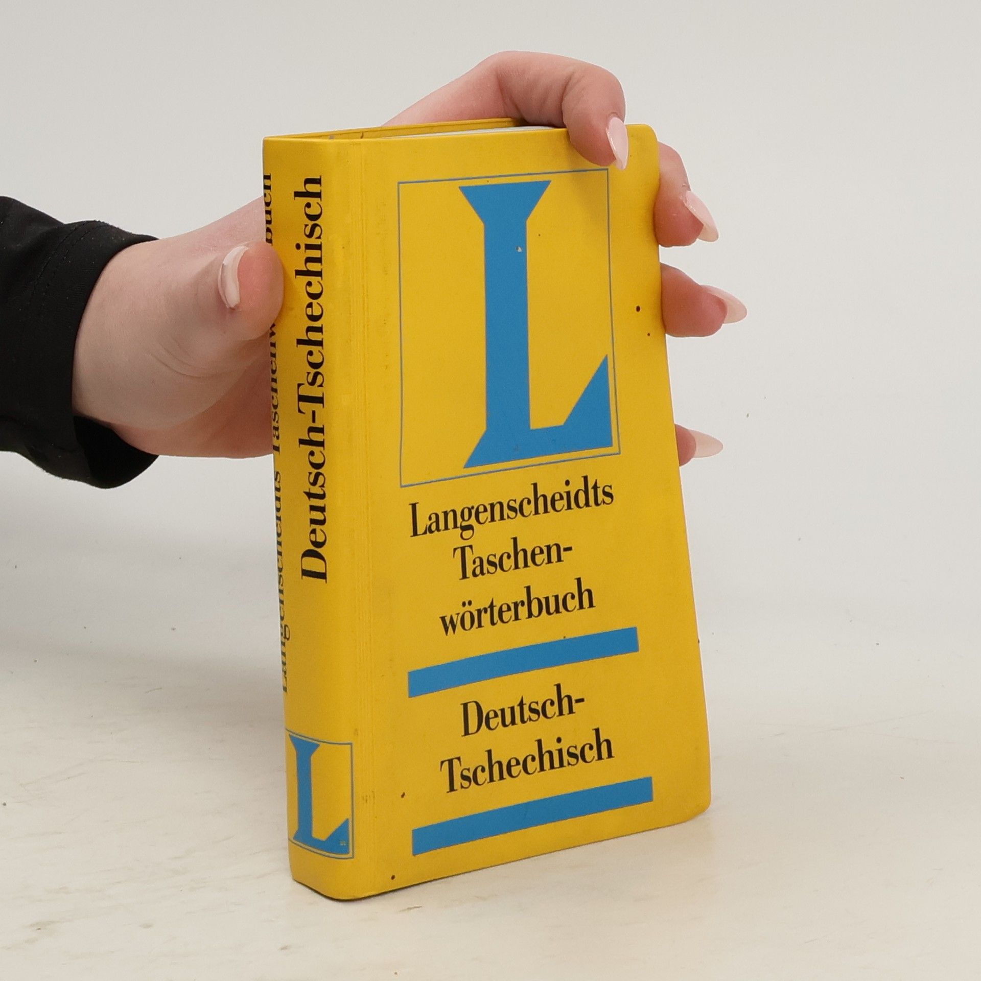 Langenscheidts Taschenwörterbuch der tschechischen und deutschen Sprache