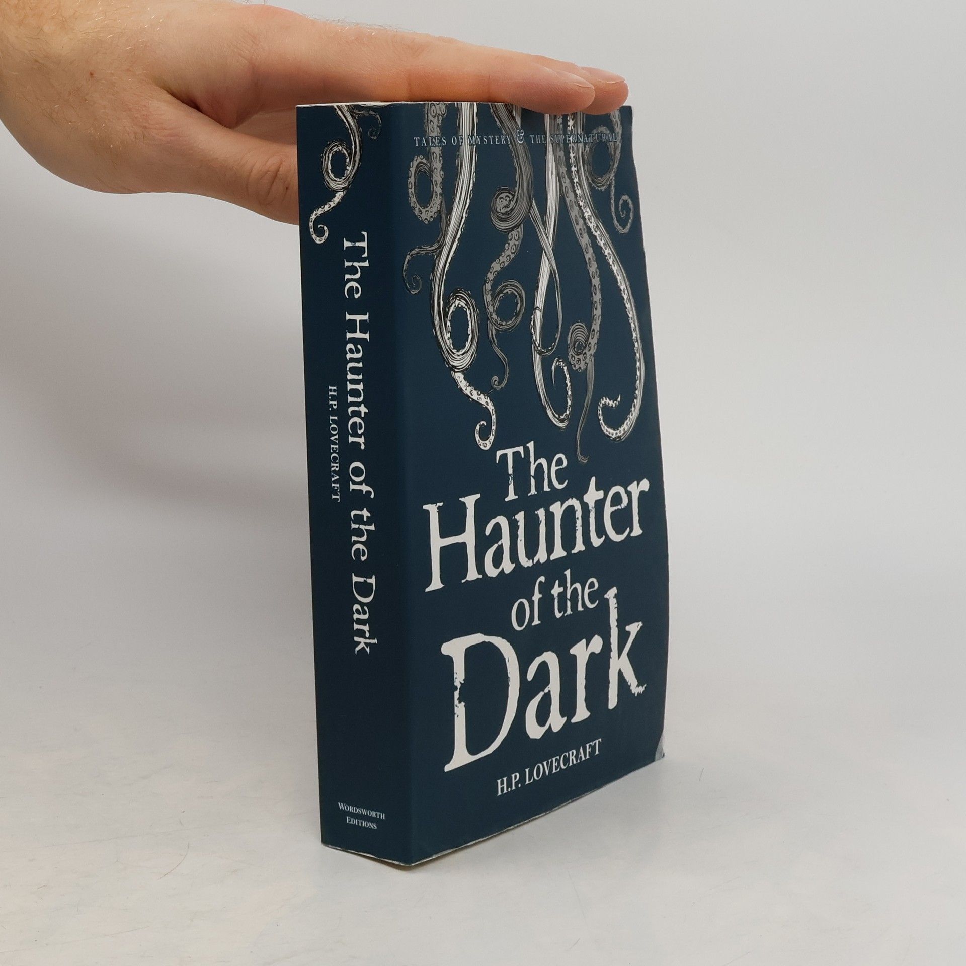 H. P. Lovecraft The Haunter of the Dark