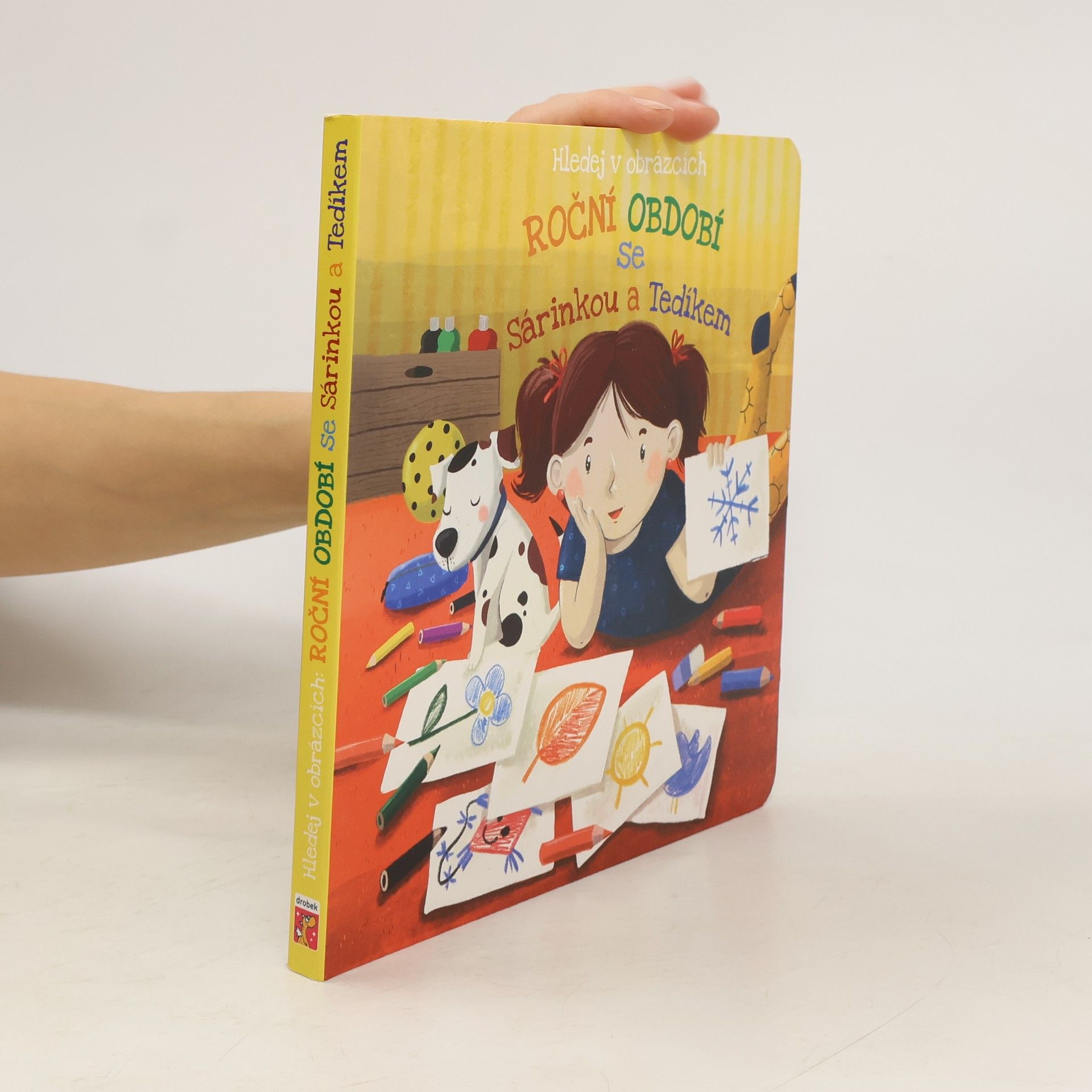 Lucie Sobelová Roční období se Sárinkou a Tedíkem : hledej v obrázcích