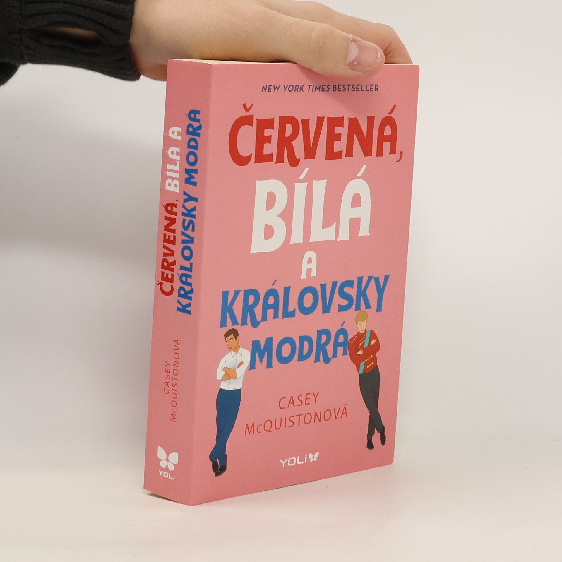Casey McQuiston Červená, bílá a královsky modrá