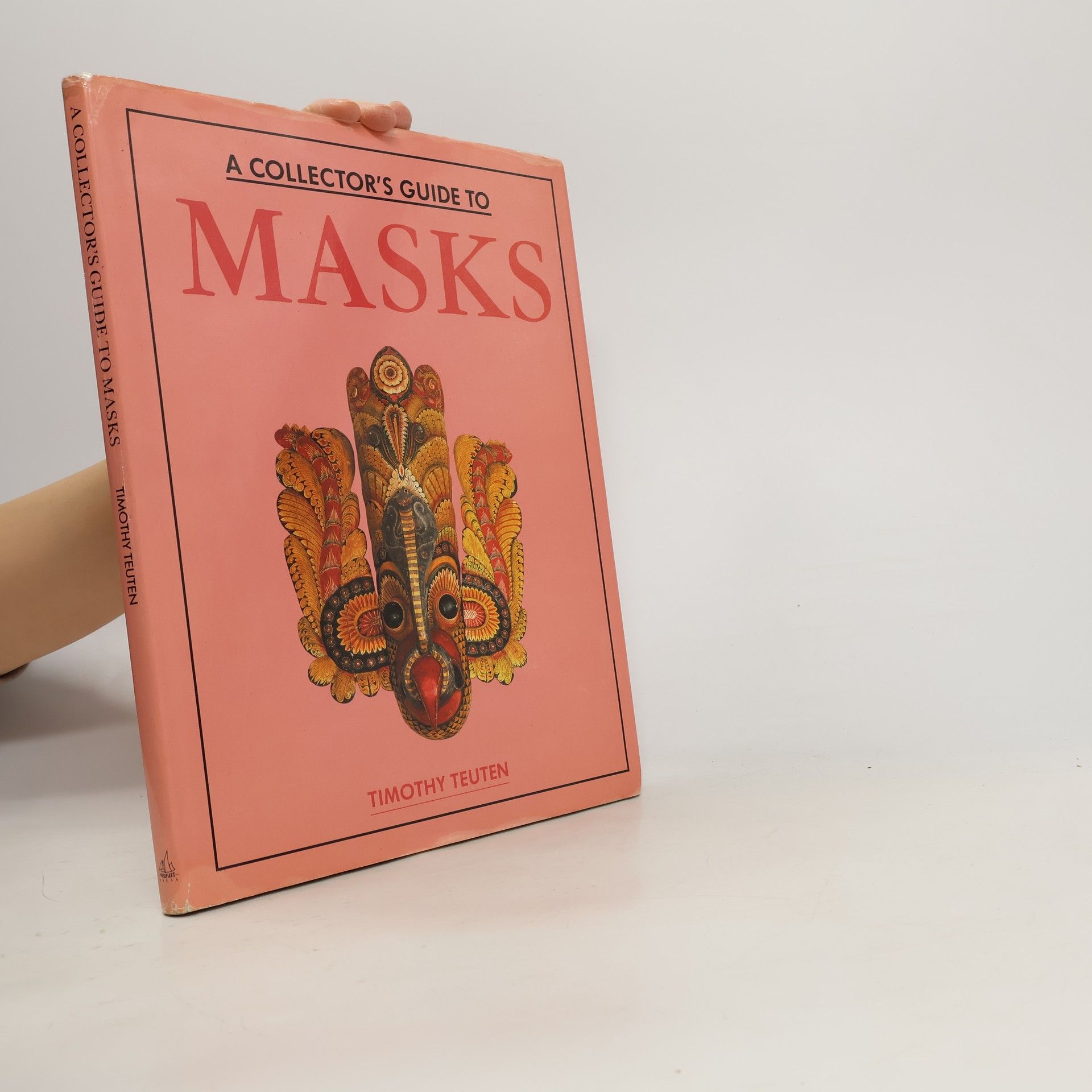 Timonthy Teuten A Collector's Guide to Masks