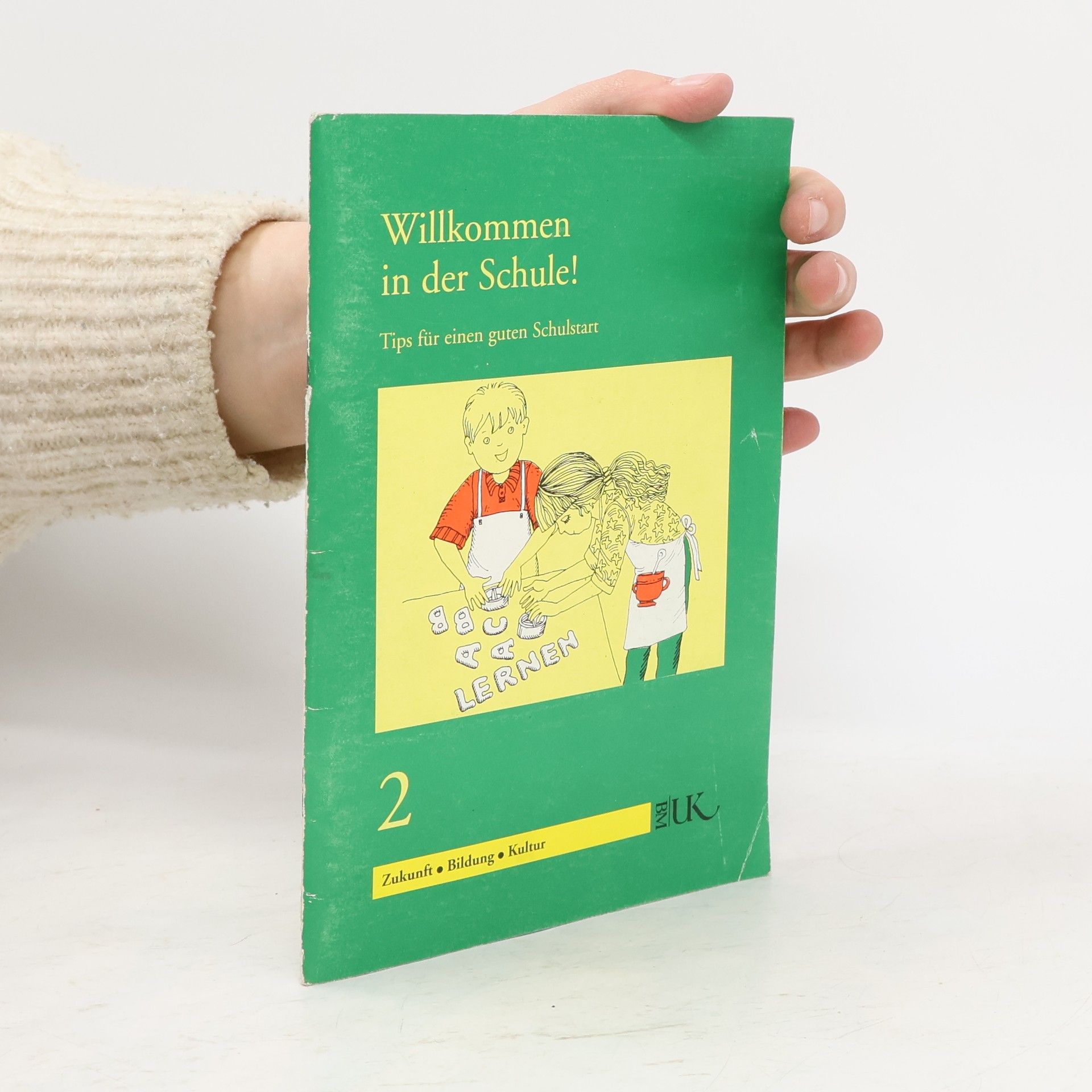 Bundesministerium für Unterricht und Kunst Österreich Willkommen in der Schule : So beginnt der "Ernst des Lebens" leichter ; Tips und praktische Hinweise für Eltern, die ihren Kindern einen guten Start ins Schulleben ermöglichen wollen. 2. Tips für einen guten Schulstart