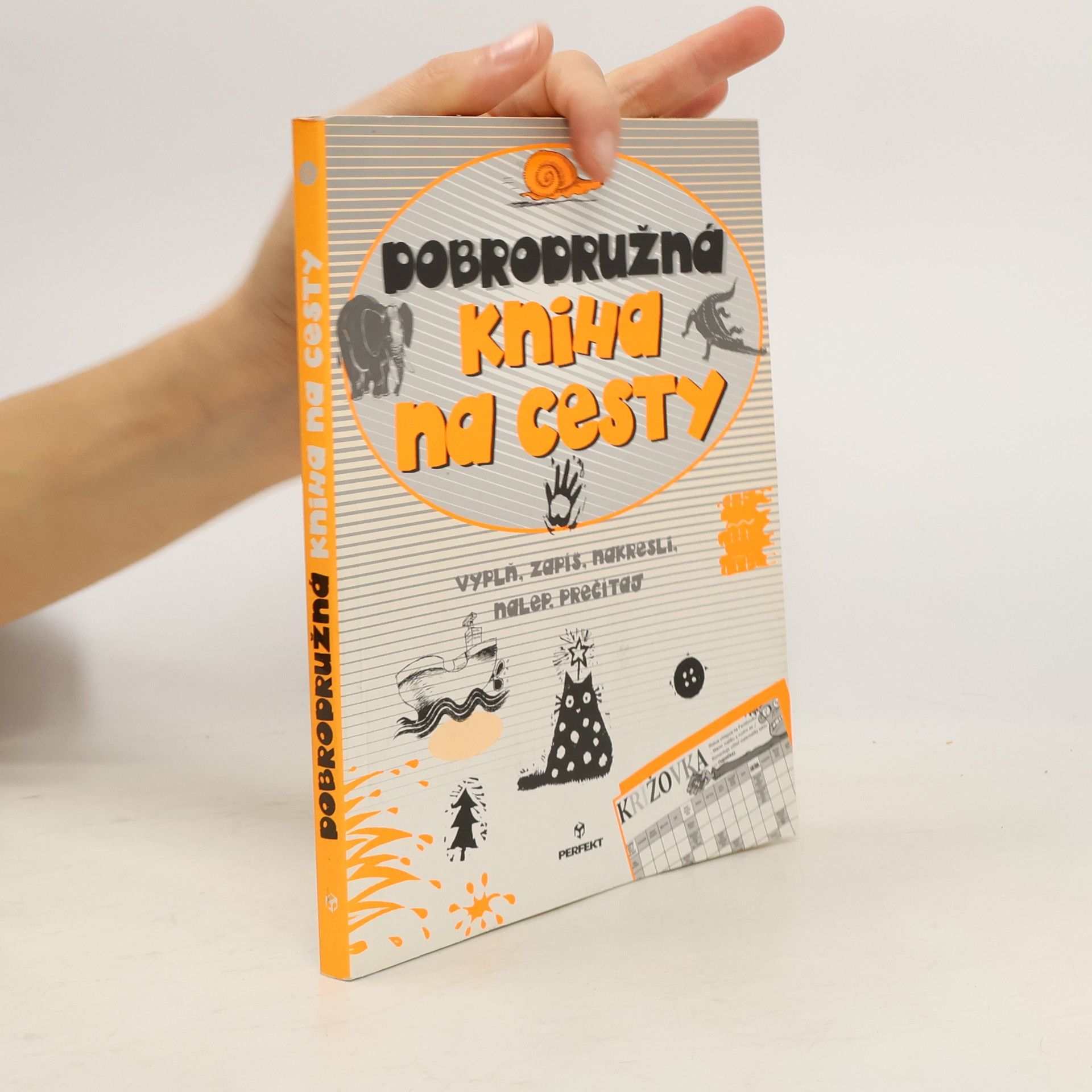 Collectif d'auteurs Dobrodružná kniha na cesty