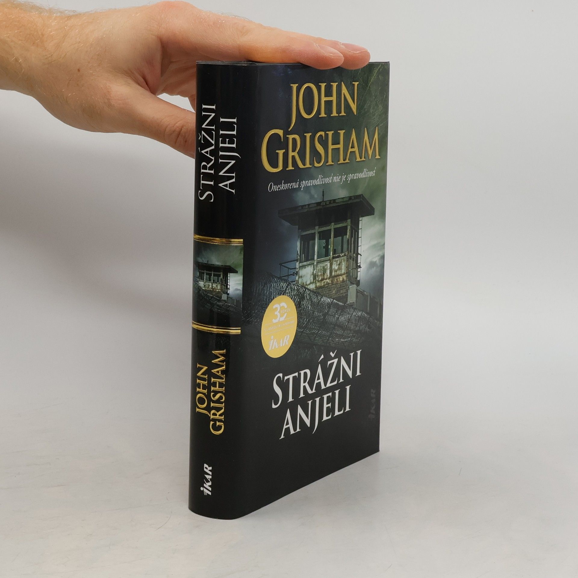 John Grisham Strážni anjeli