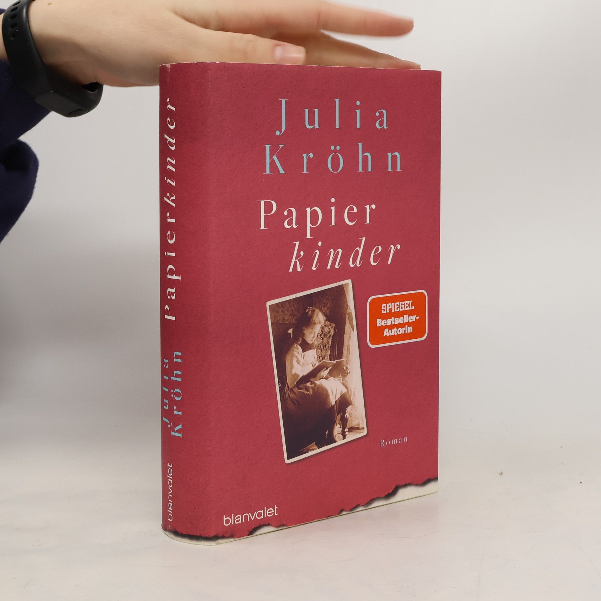 Julia Kröhn Papierkinder