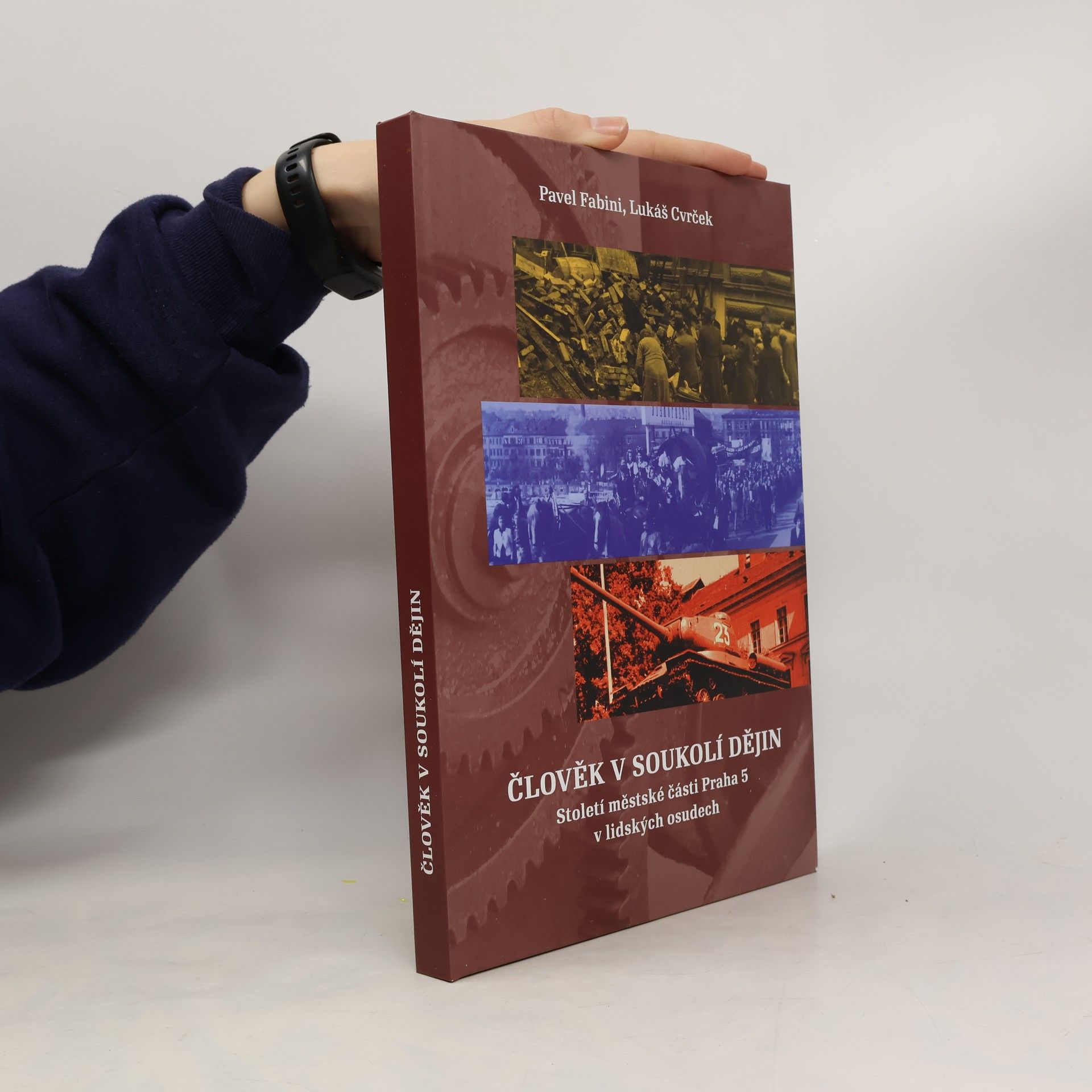 Člověk v soukolí dějin