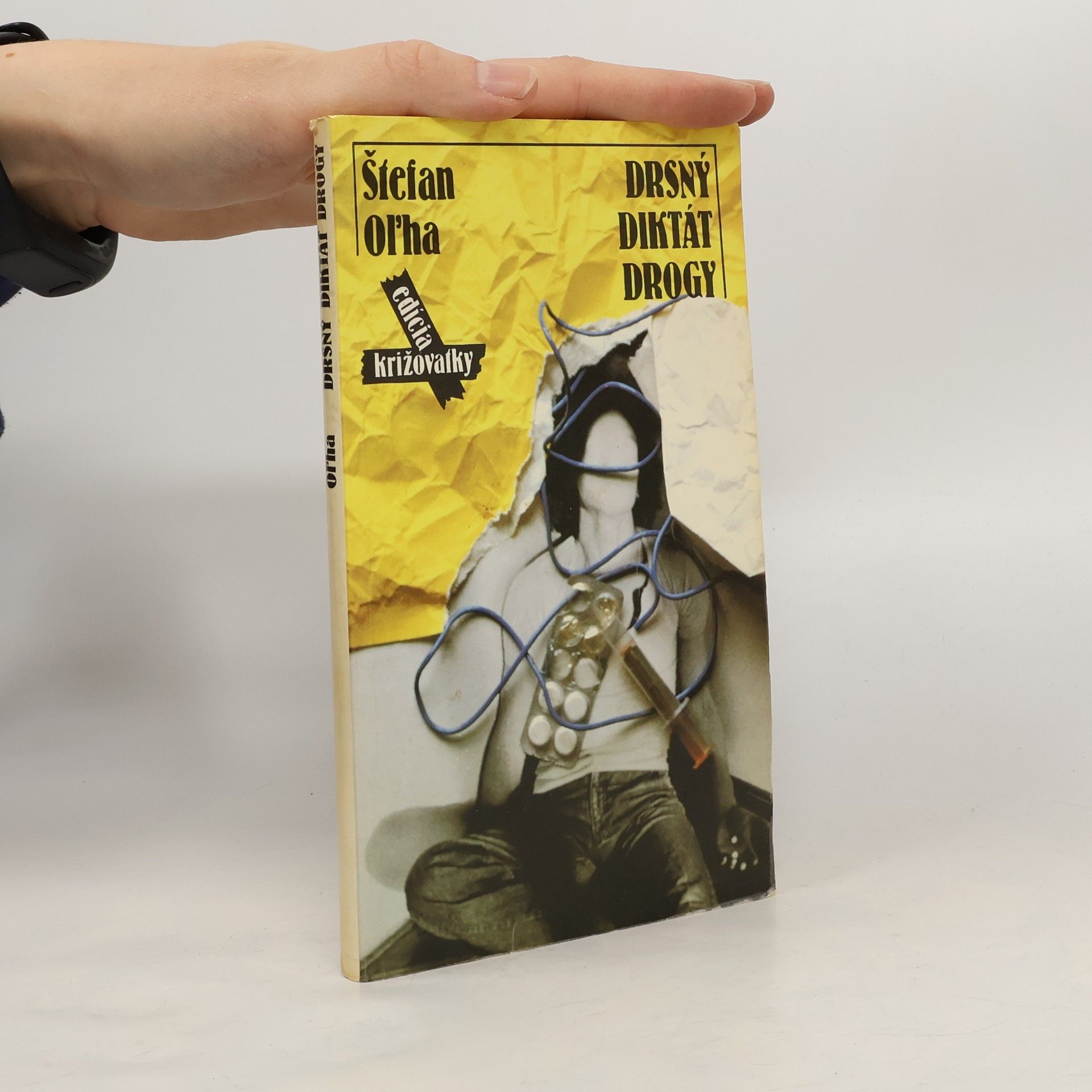 Drsný diktát drogy