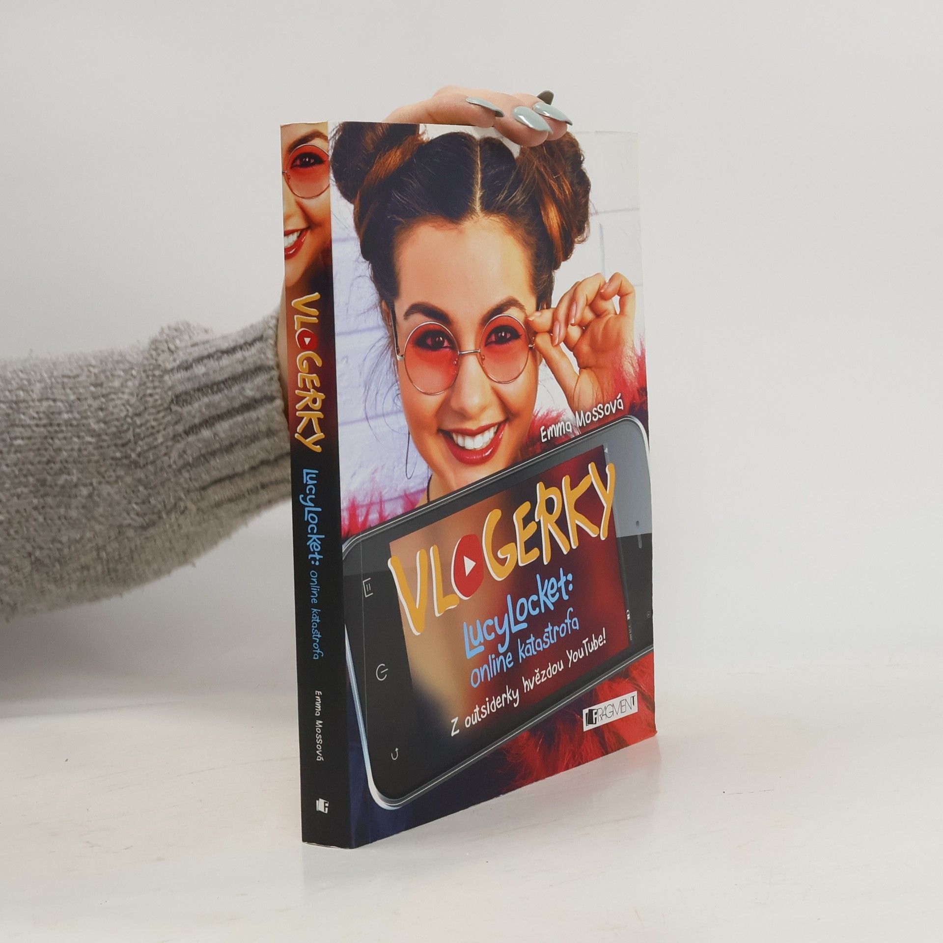 Vlogerky: Lucy Locket: Online katastrofa