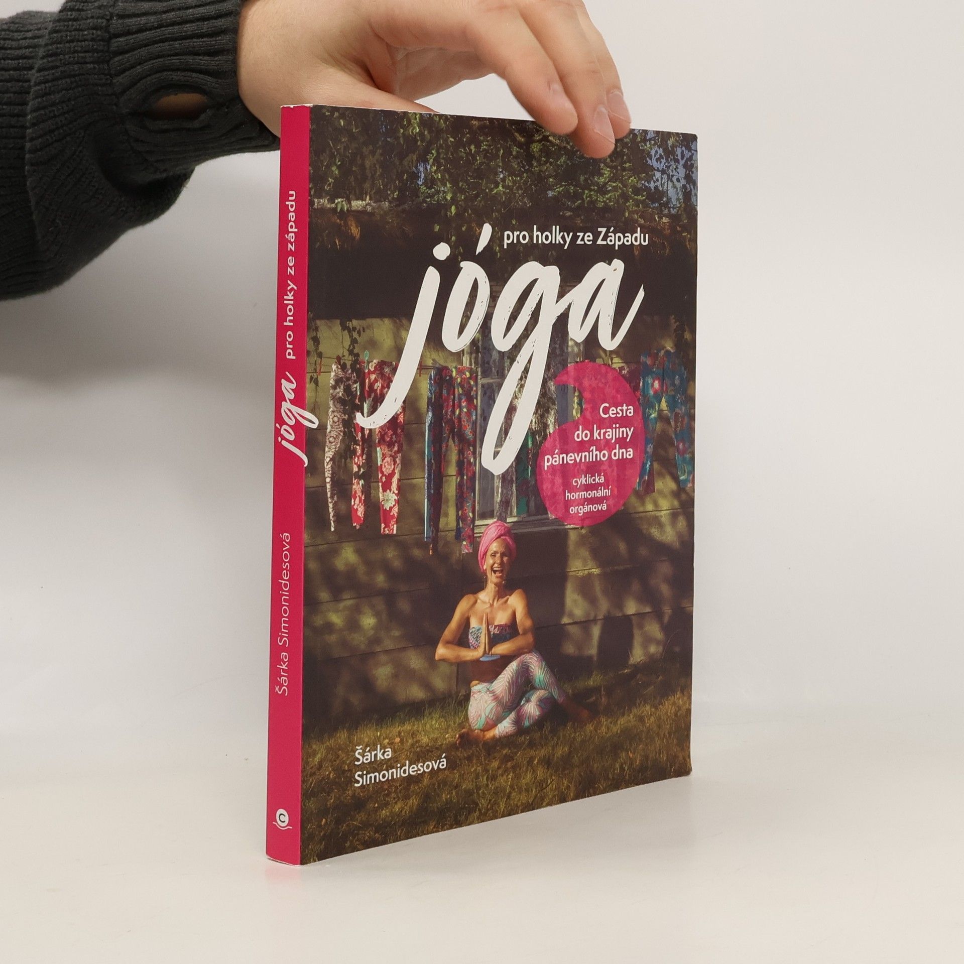 Šárka Simonidesová Jóga pro holky ze Západu