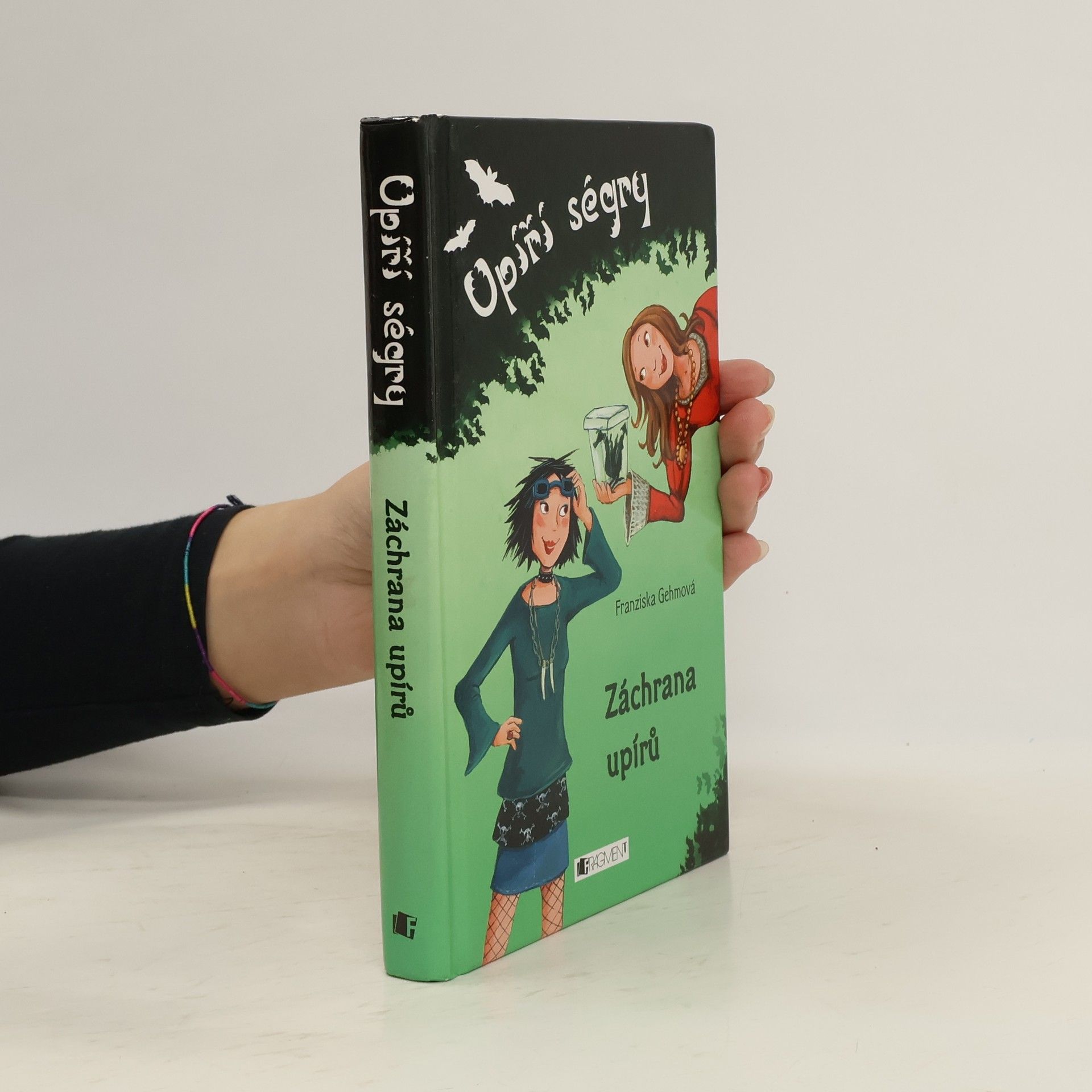 Franziska Gehm Upíří ségry. Záchrana upírů